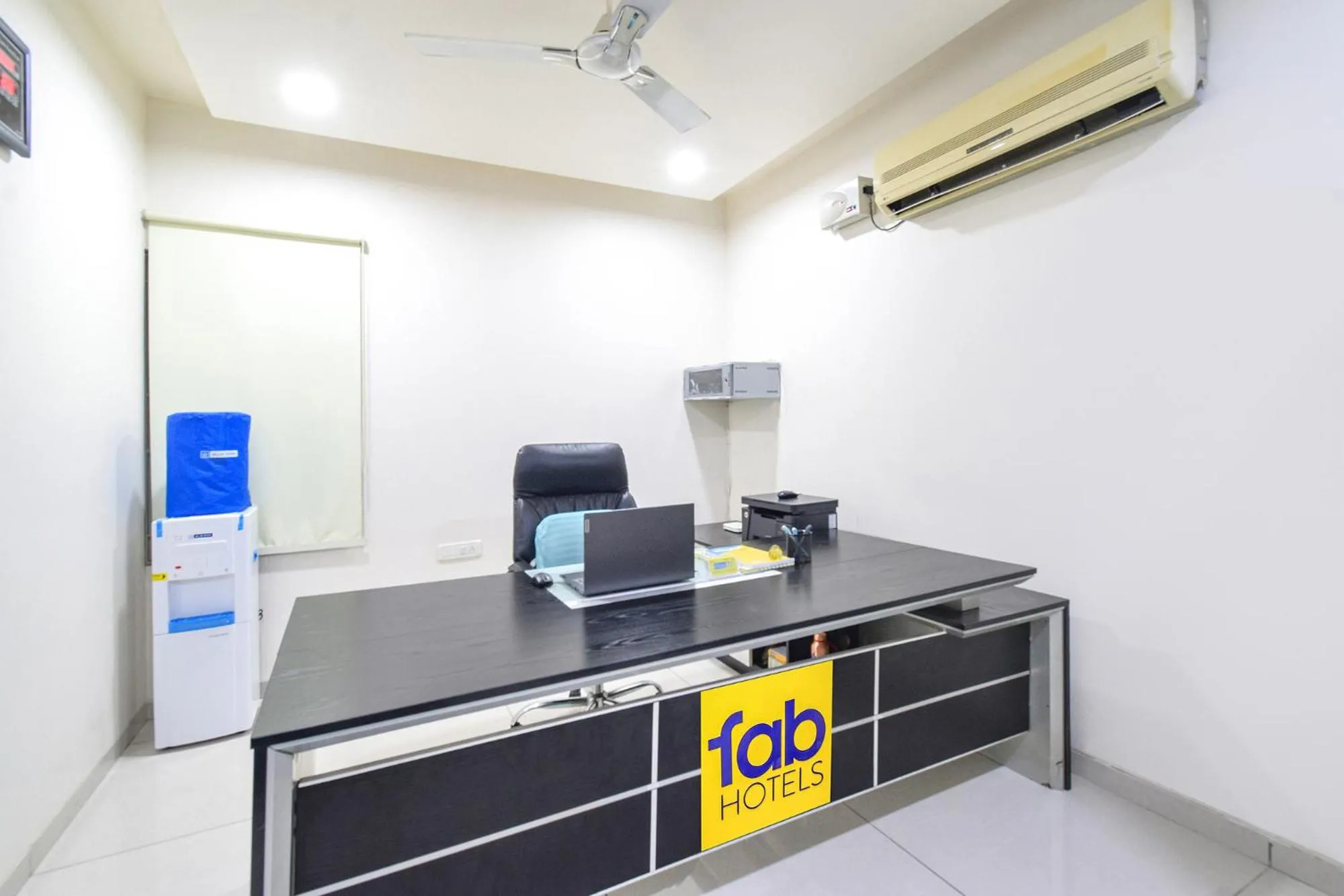 Lobby or reception in FabHotel De Alphabet II - Nr Ameerpet Metro Station