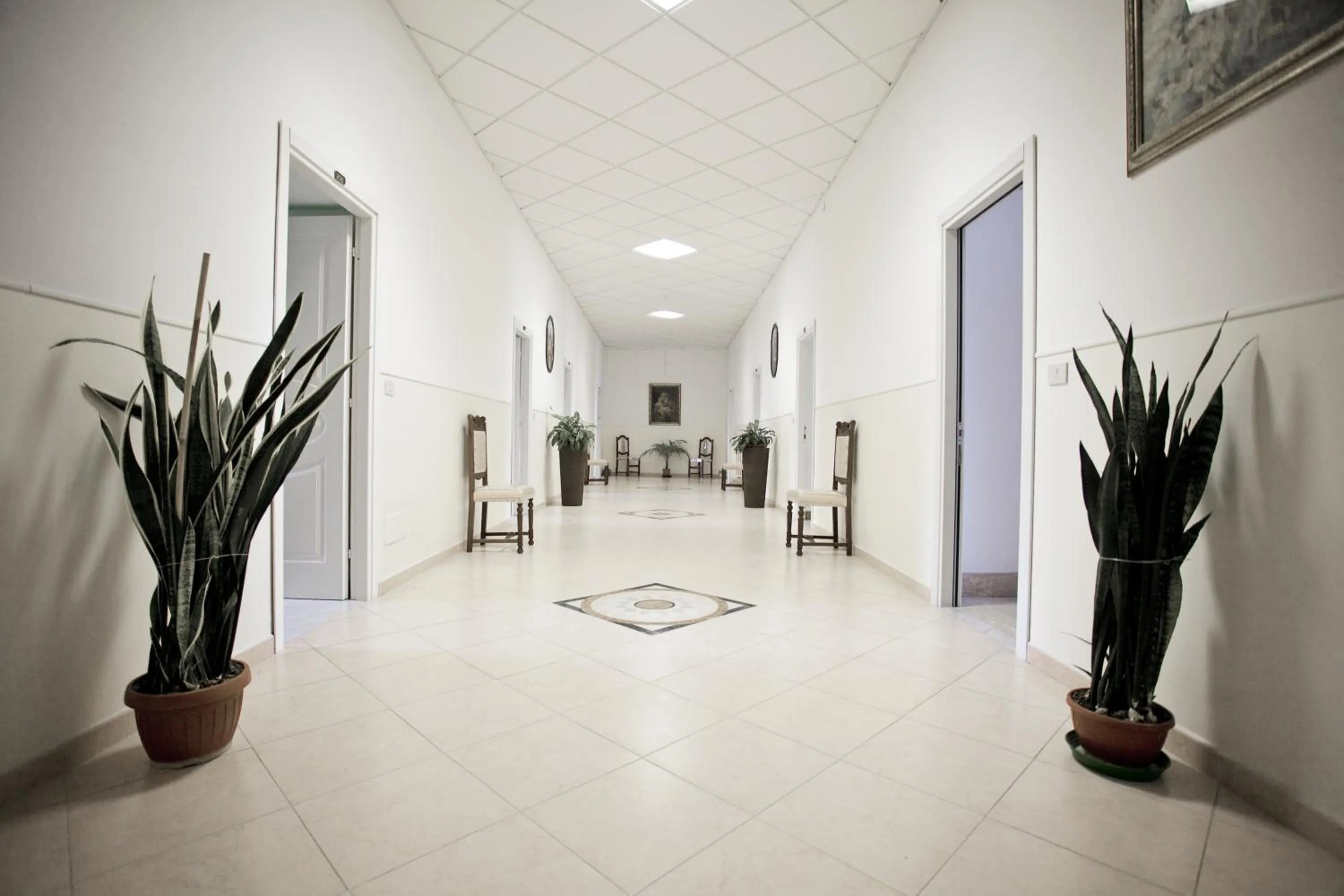 Area and facilities in Sisters Hotel