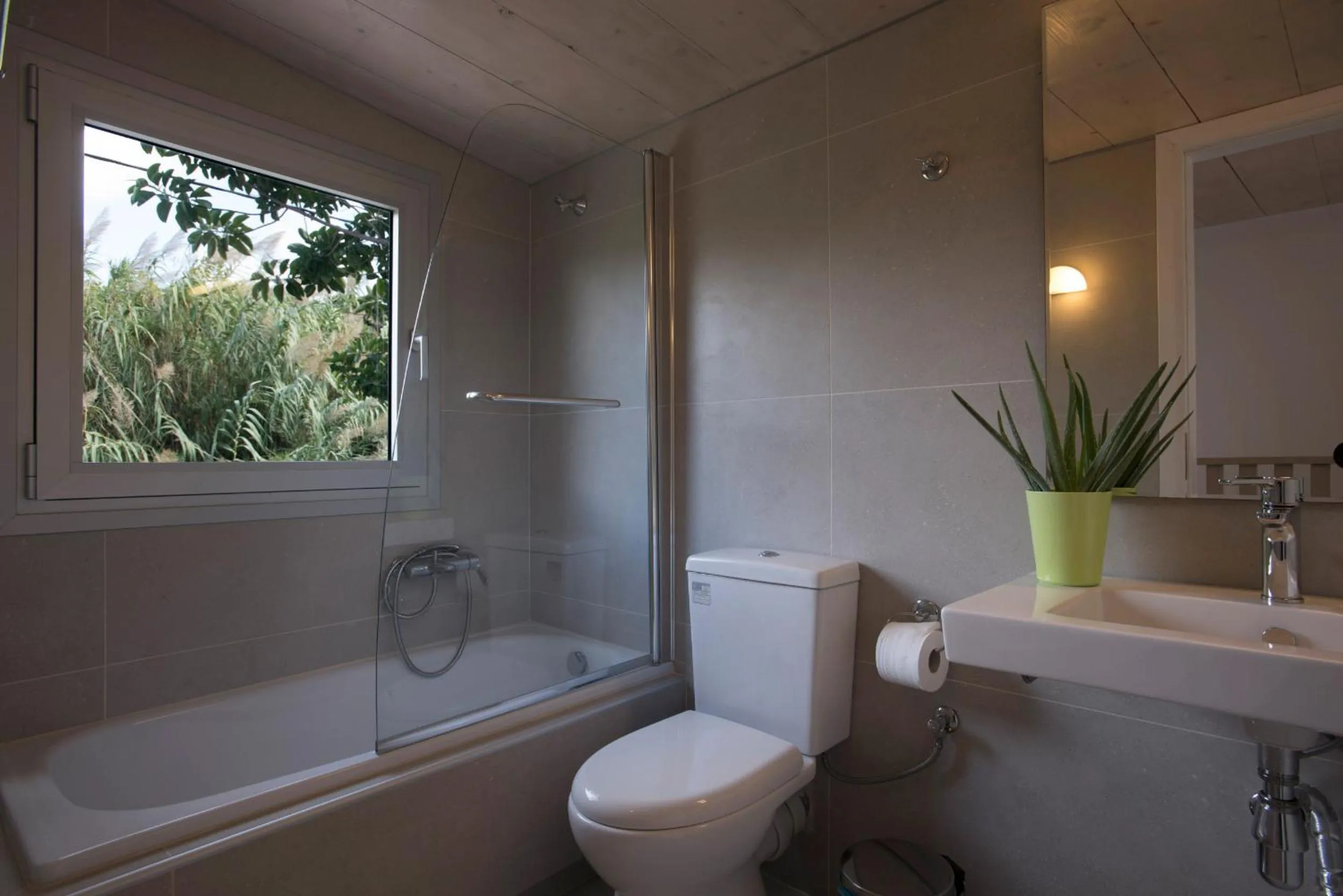 Bathroom in Proimos Apartments