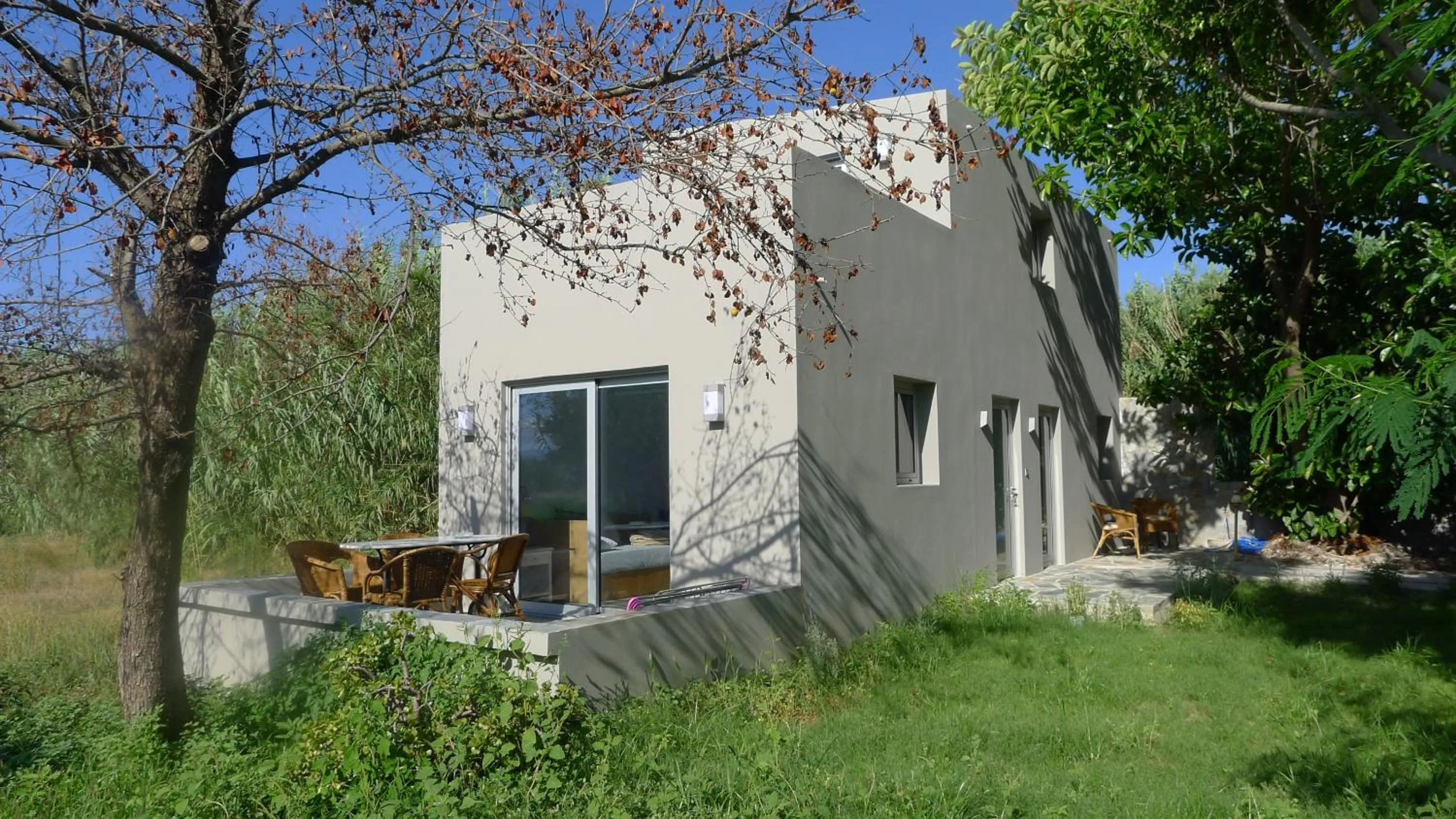 Proimos Apartments