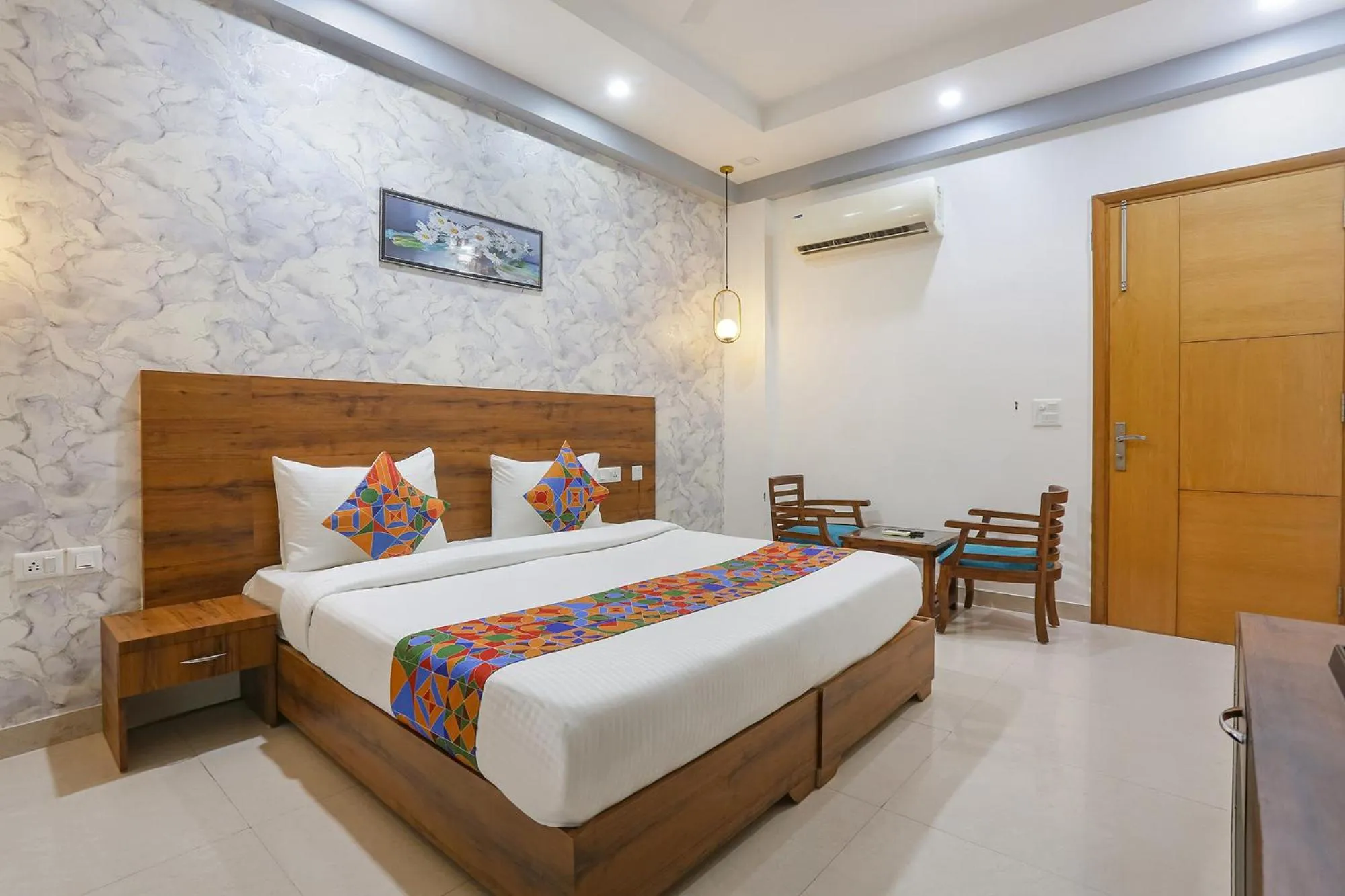 FabHotel New Journey Hospitality Near MG Road & Sikanderpur Metro