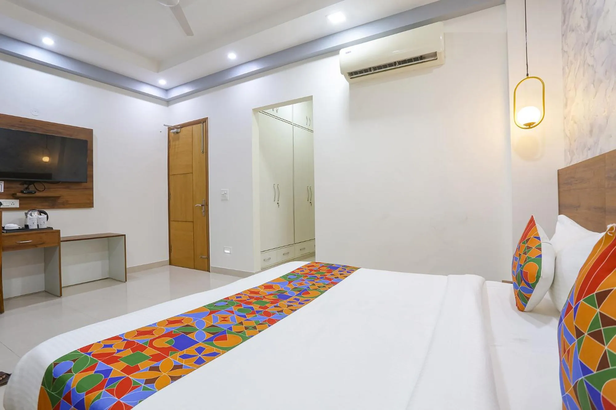 Bed in FabHotel New Journey Hospitality Near MG Road & Sikanderpur Metro