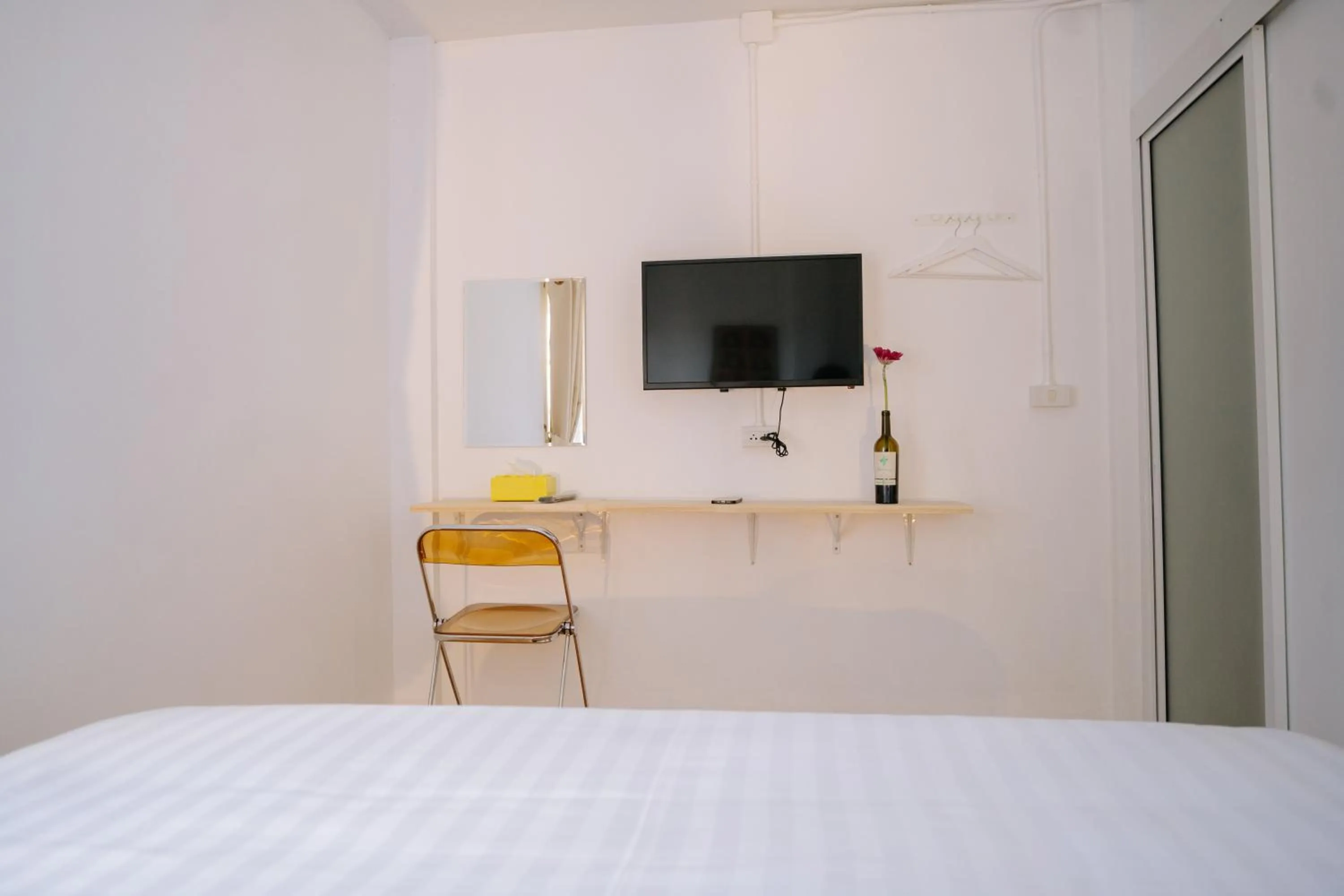 Photo of the whole room, Bed in B&B Chiangrai