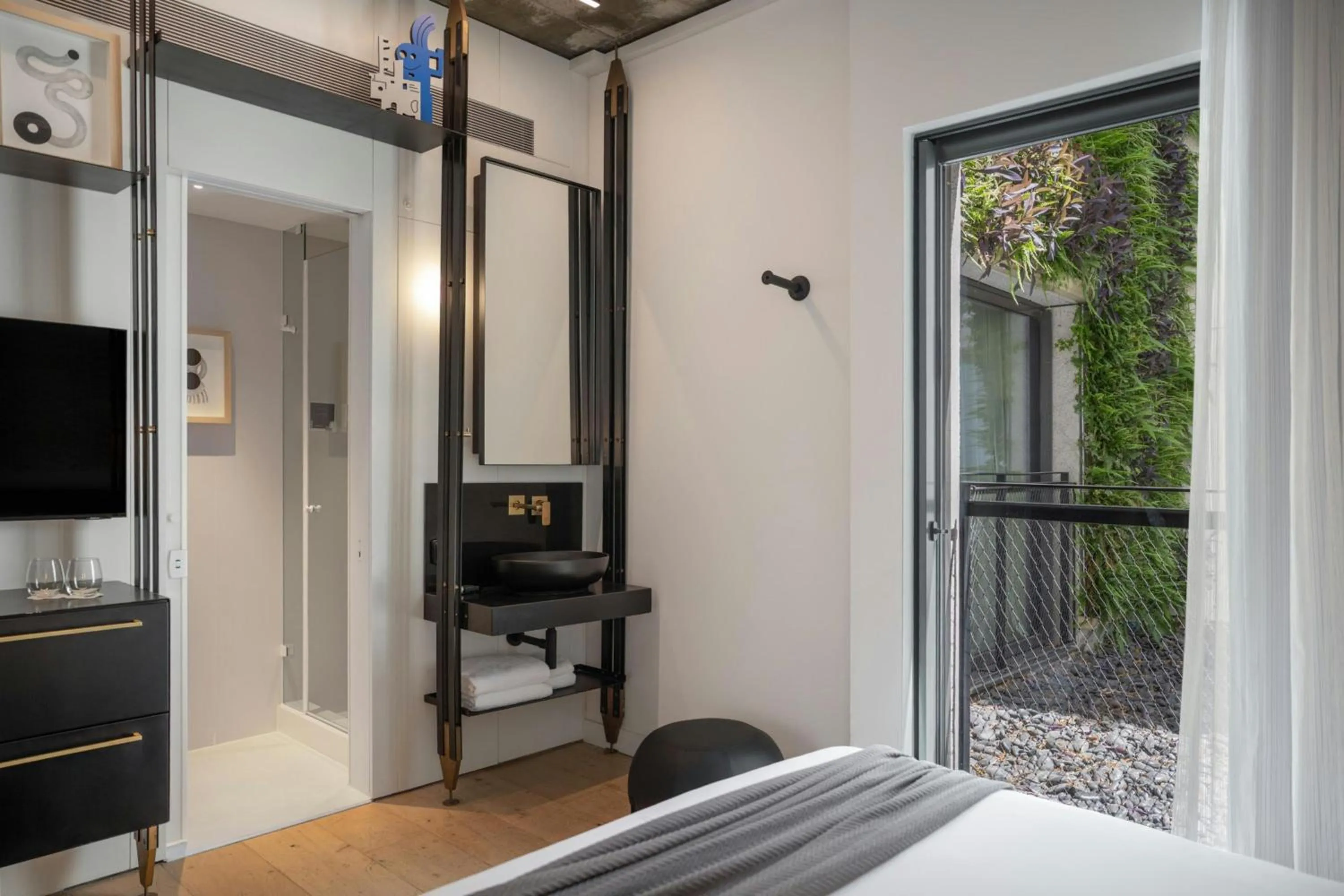 Photo of the whole room, Bed in Gymnasia Isrotel, a Tribute Portfolio Hotel