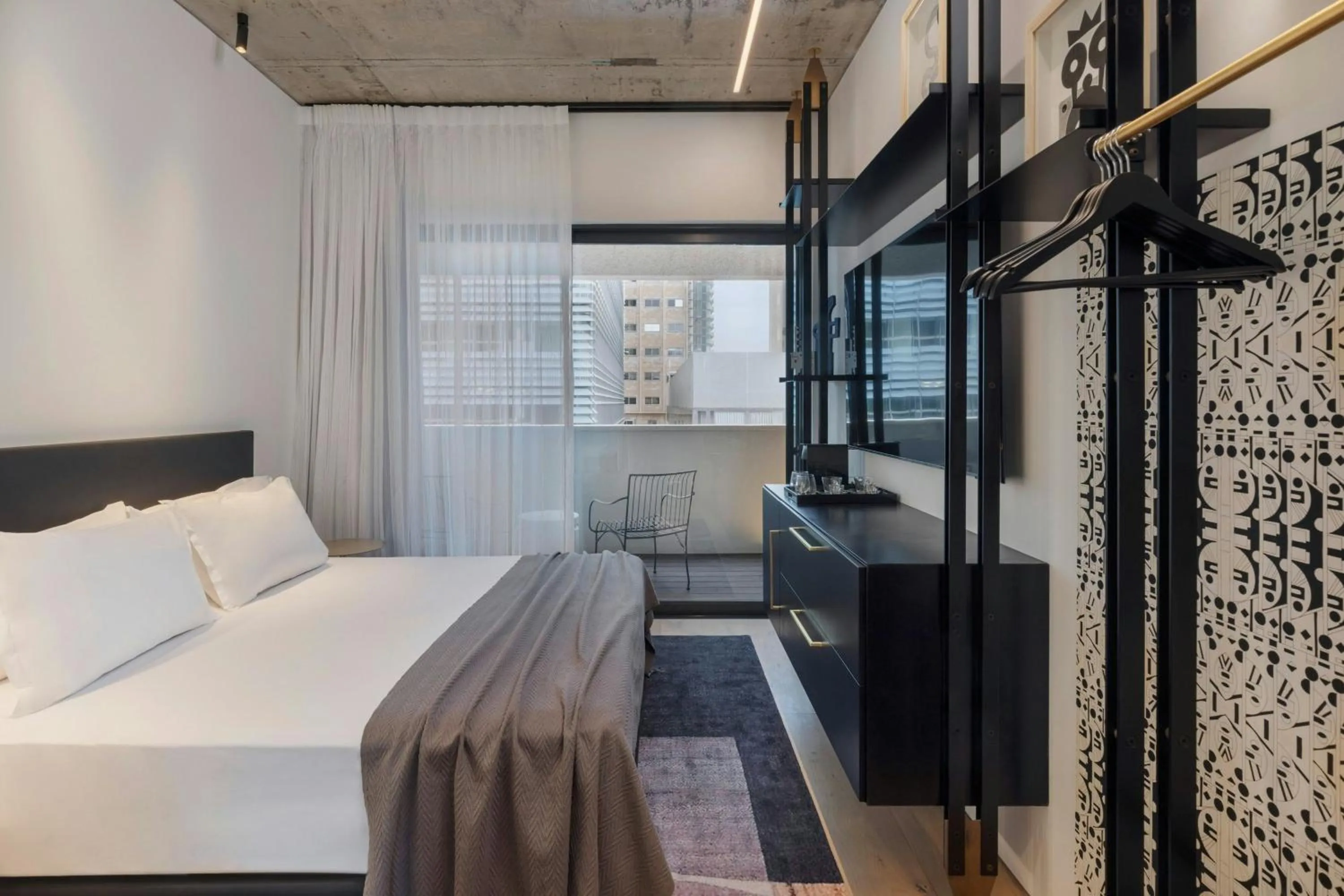 Photo of the whole room, Bed in Gymnasia Isrotel, a Tribute Portfolio Hotel