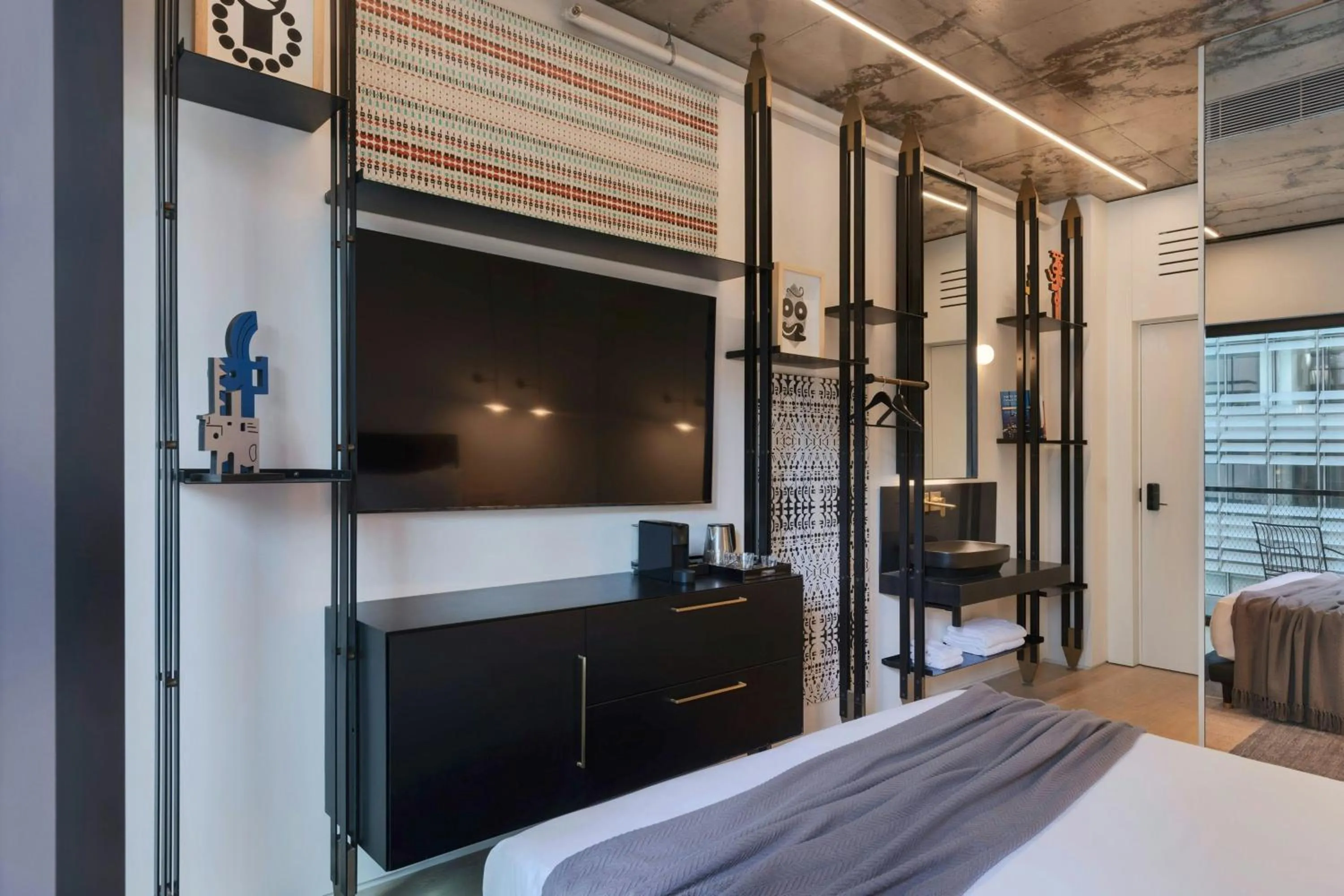 Photo of the whole room, Bed in Gymnasia Isrotel, a Tribute Portfolio Hotel