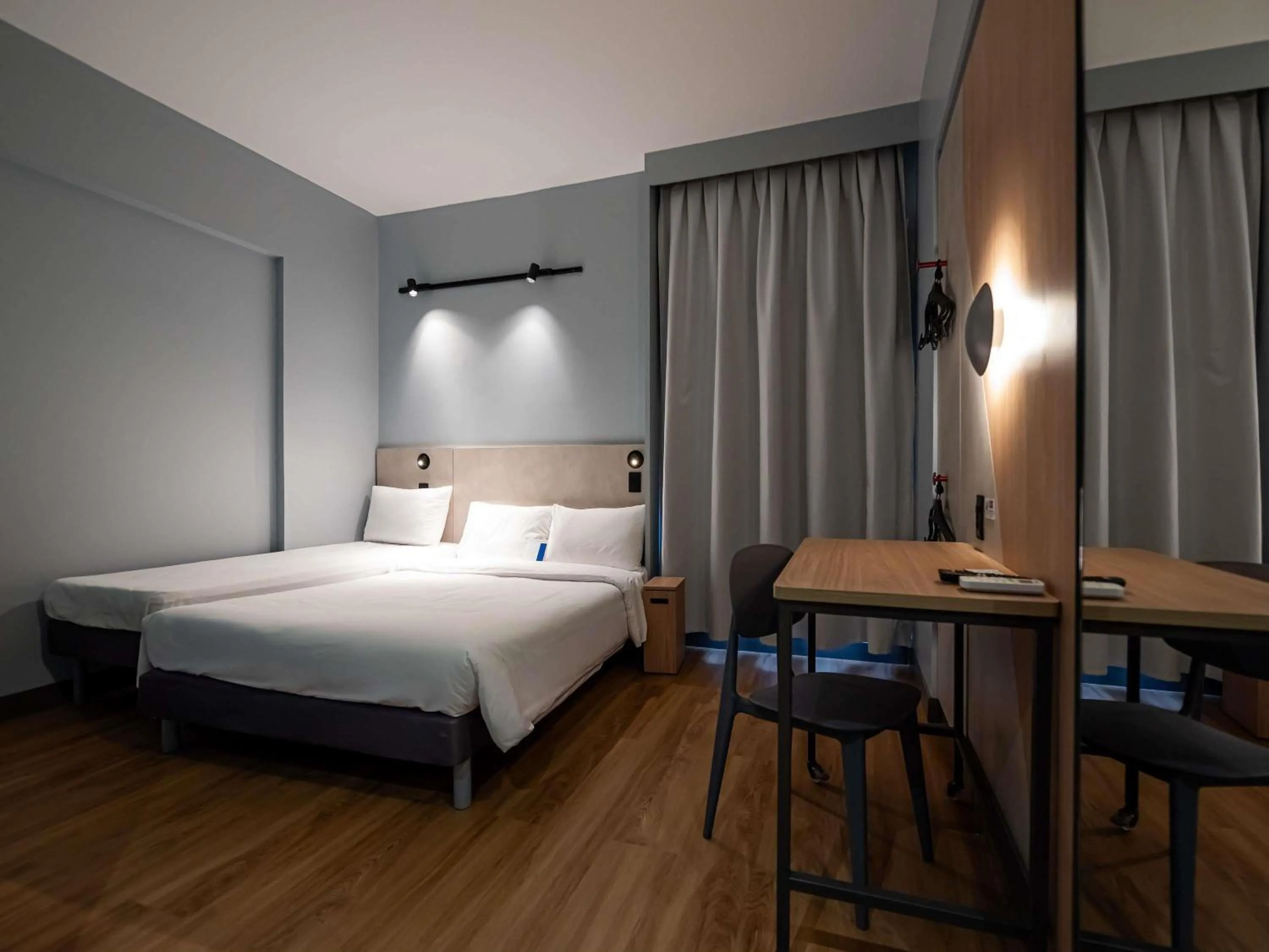 Bedroom, Bed in Ibis Budget Guarulhos Aeroporto