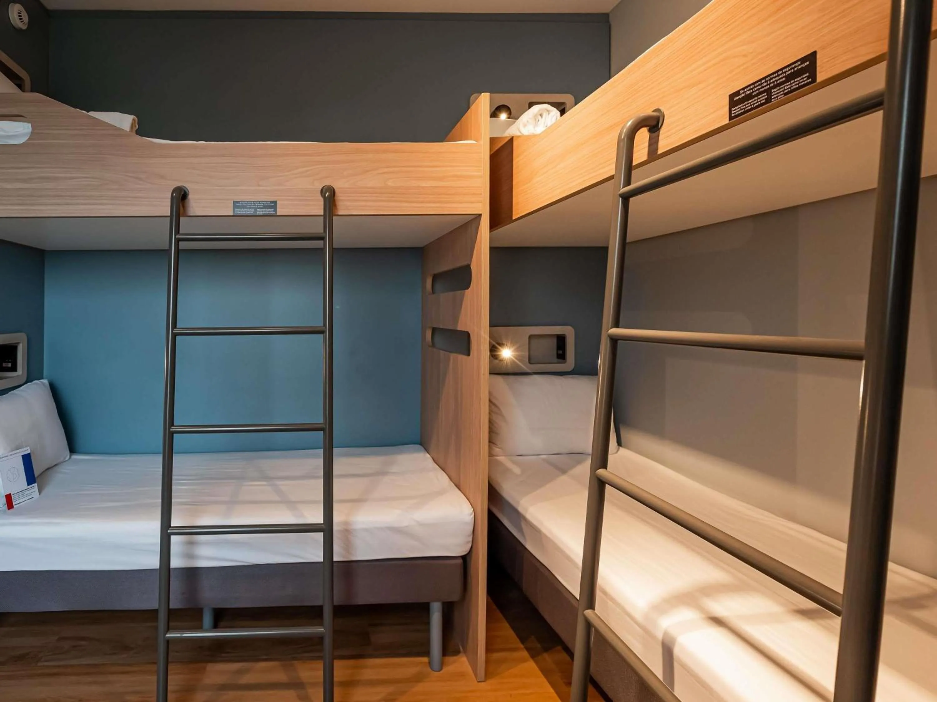 Bedroom, Bed in Ibis Budget Guarulhos Aeroporto