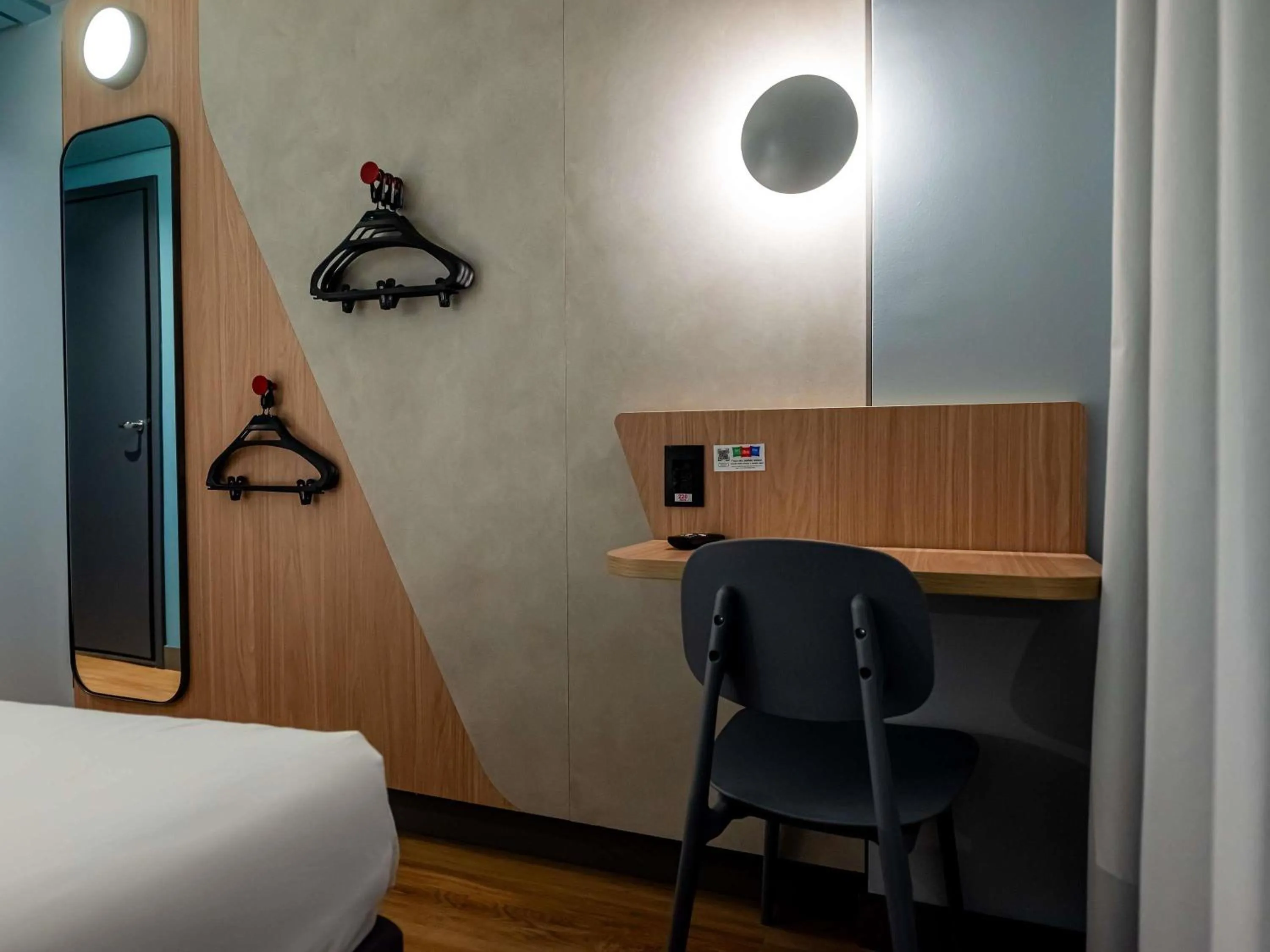 Bedroom, Bed in Ibis Budget Guarulhos Aeroporto