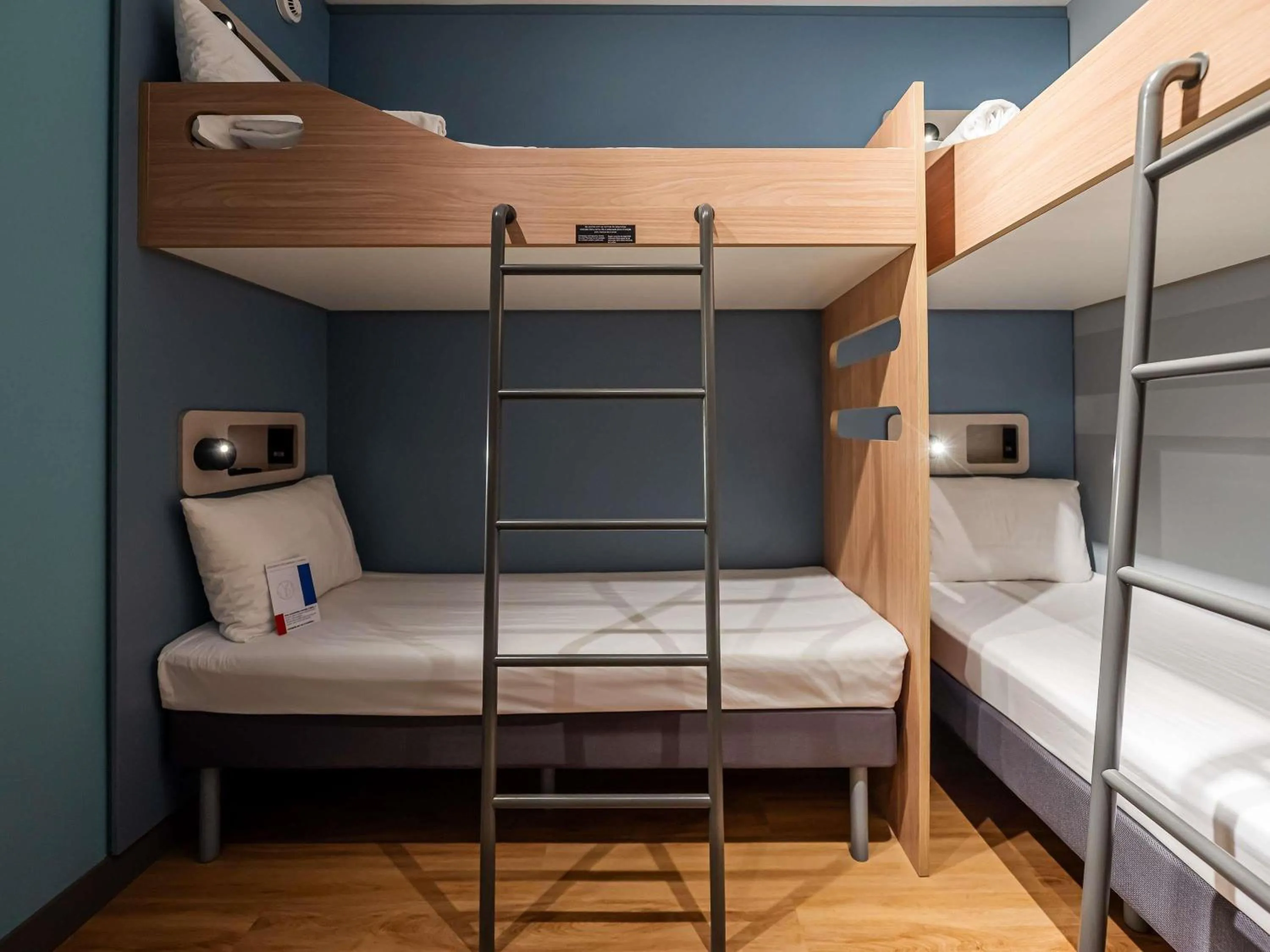 Bedroom, Bed in Ibis Budget Guarulhos Aeroporto