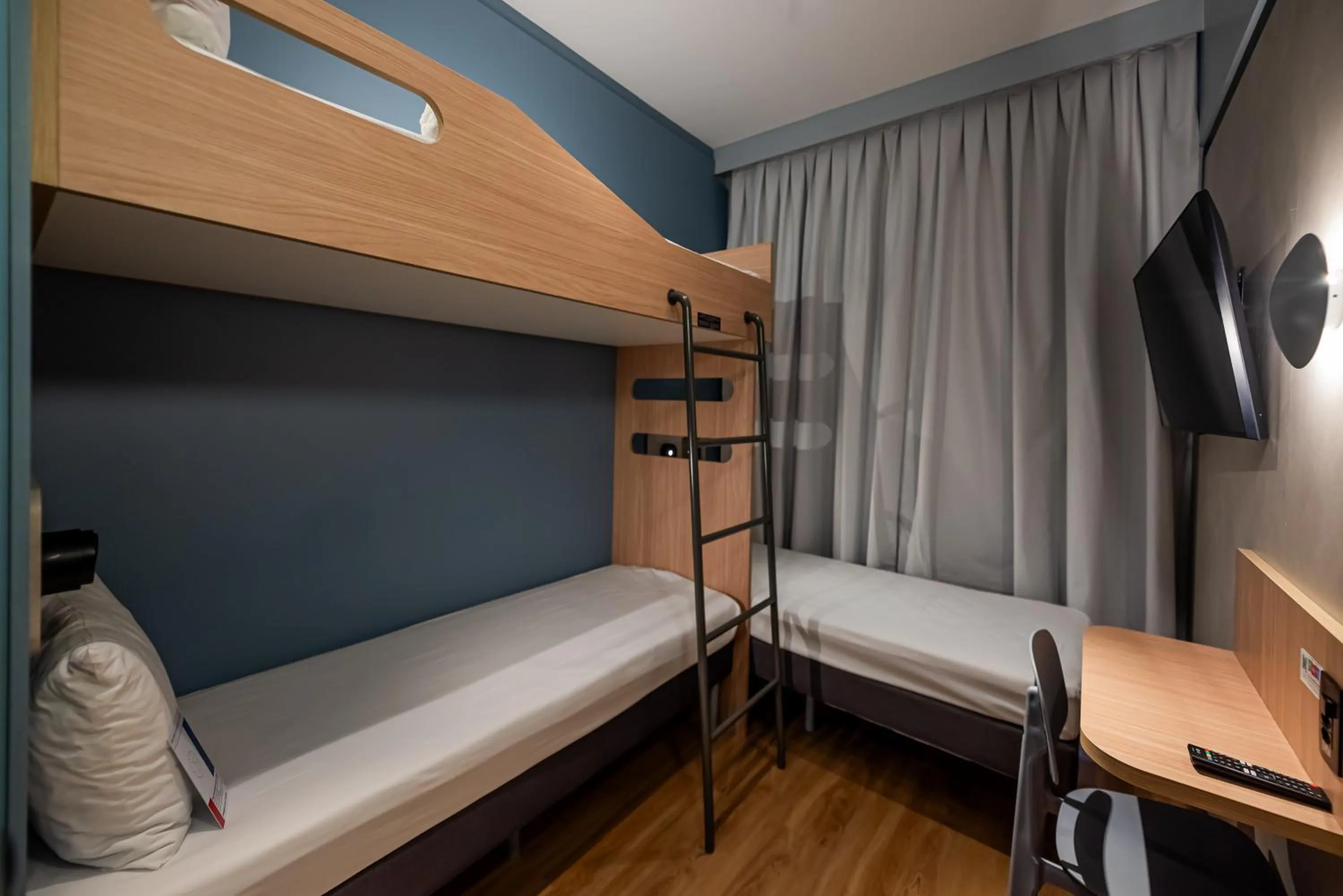 Bed in Ibis Budget Guarulhos Aeroporto