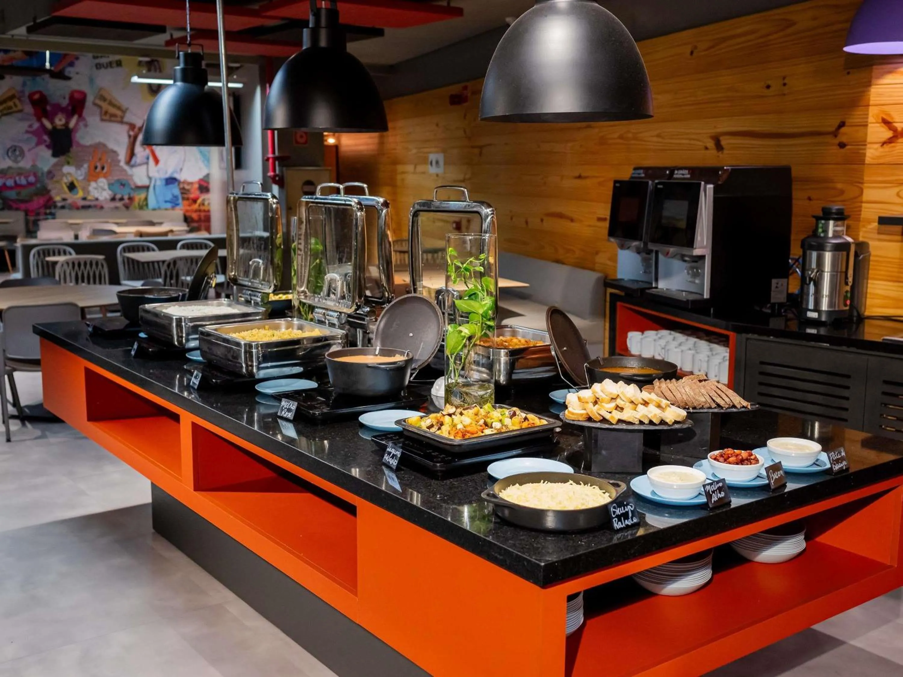 Restaurant/places to eat in Ibis Budget Guarulhos Aeroporto