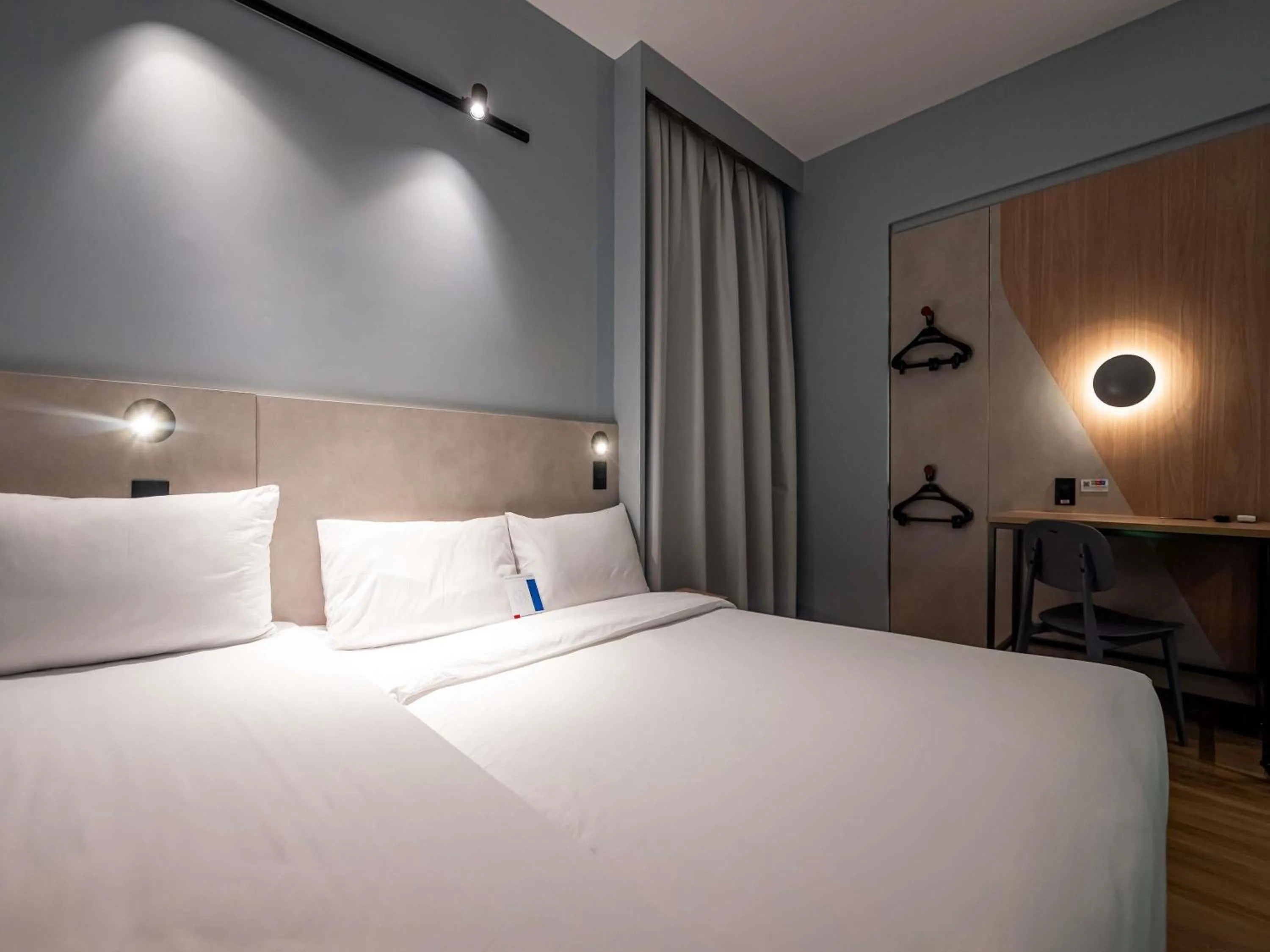 Bedroom, Bed in Ibis Budget Guarulhos Aeroporto