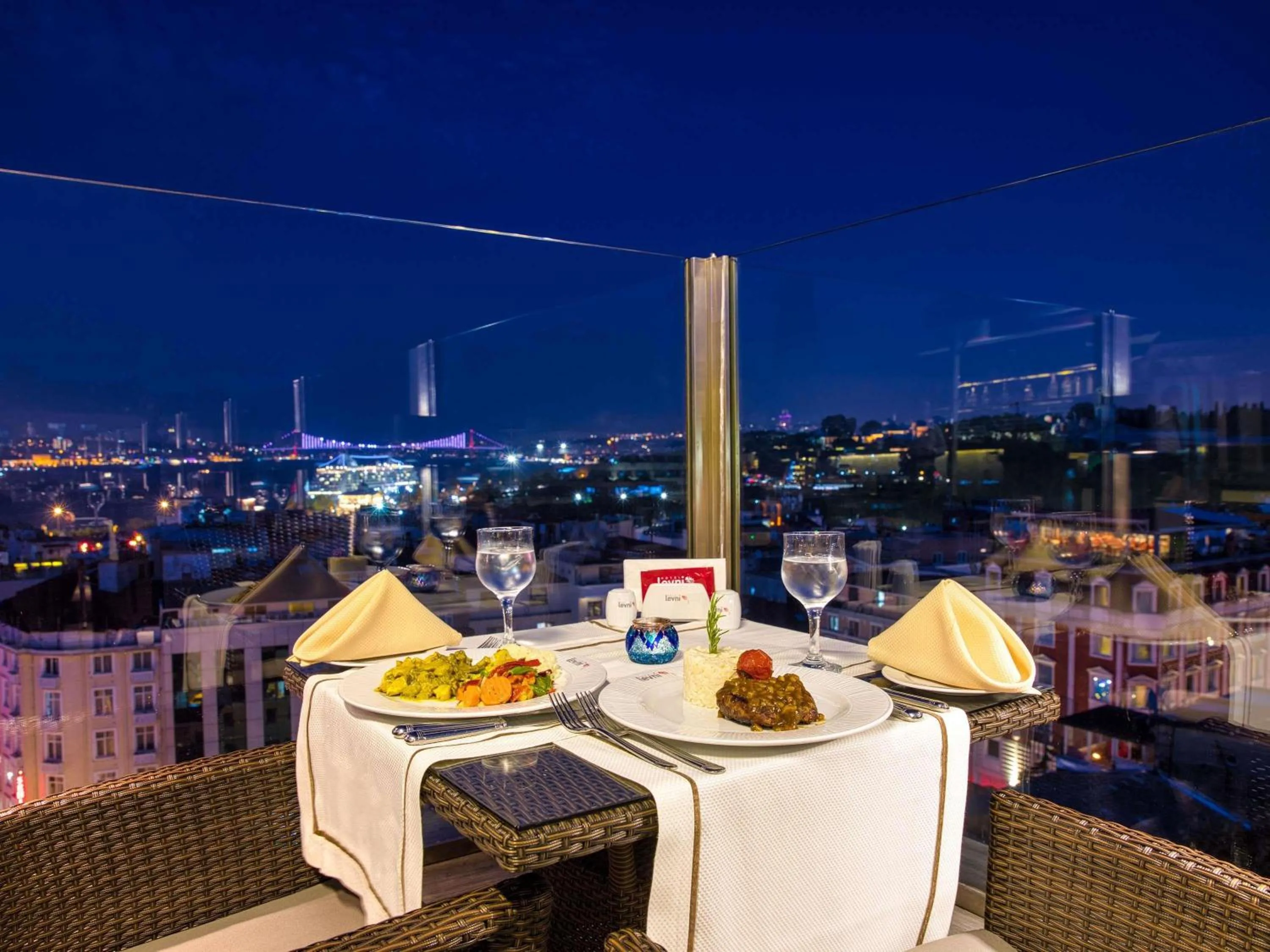 Restaurant/places to eat in Levni Istanbul Hotel Handwritten Collection by ACCOR