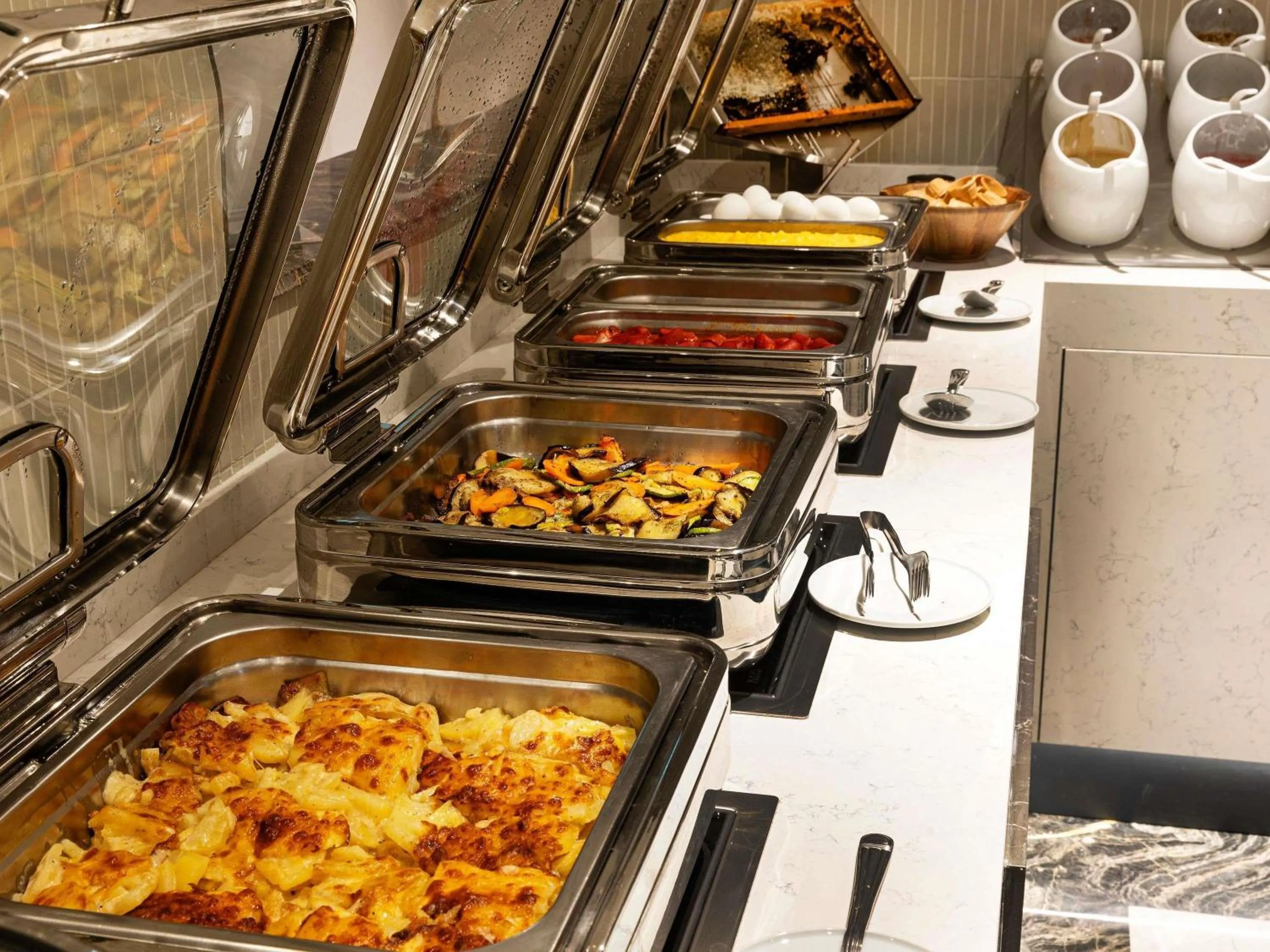 Restaurant/places to eat in Levni Istanbul Hotel Handwritten Collection by ACCOR