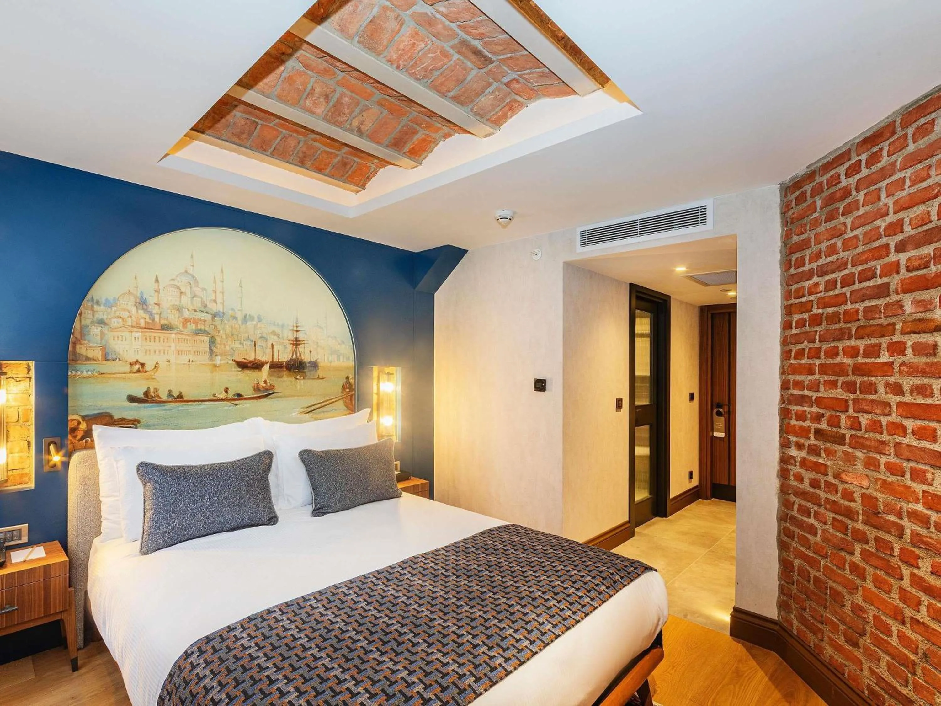 Bedroom, Bed in Levni Istanbul Hotel Handwritten Collection by ACCOR