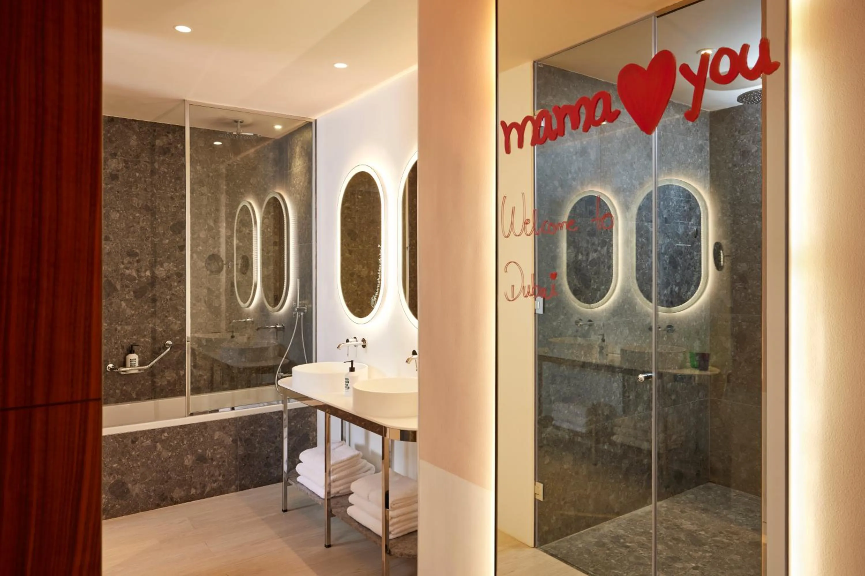 Shower in Mama Shelter Dubai