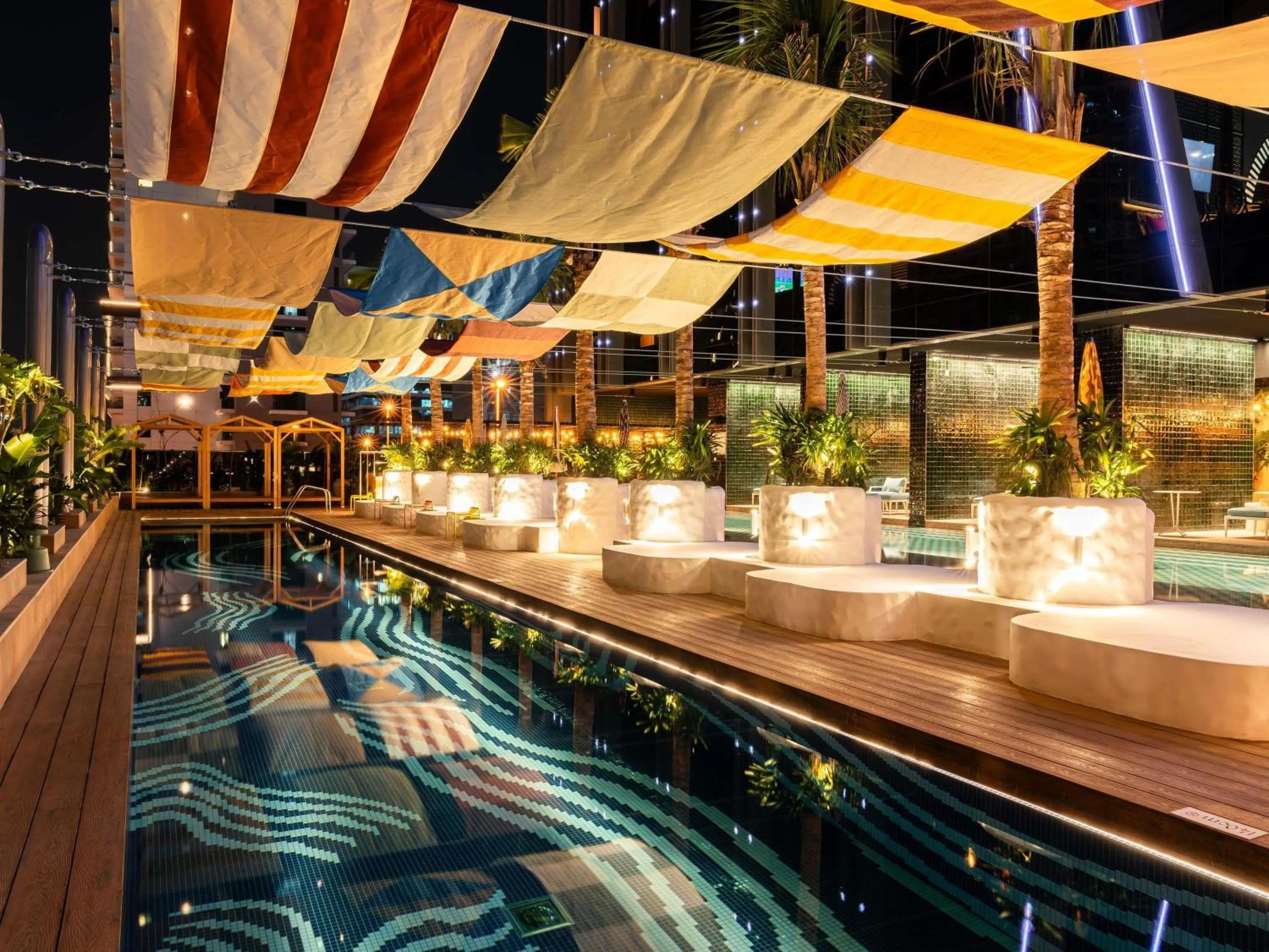 Restaurant/places to eat in Mama Shelter Dubai