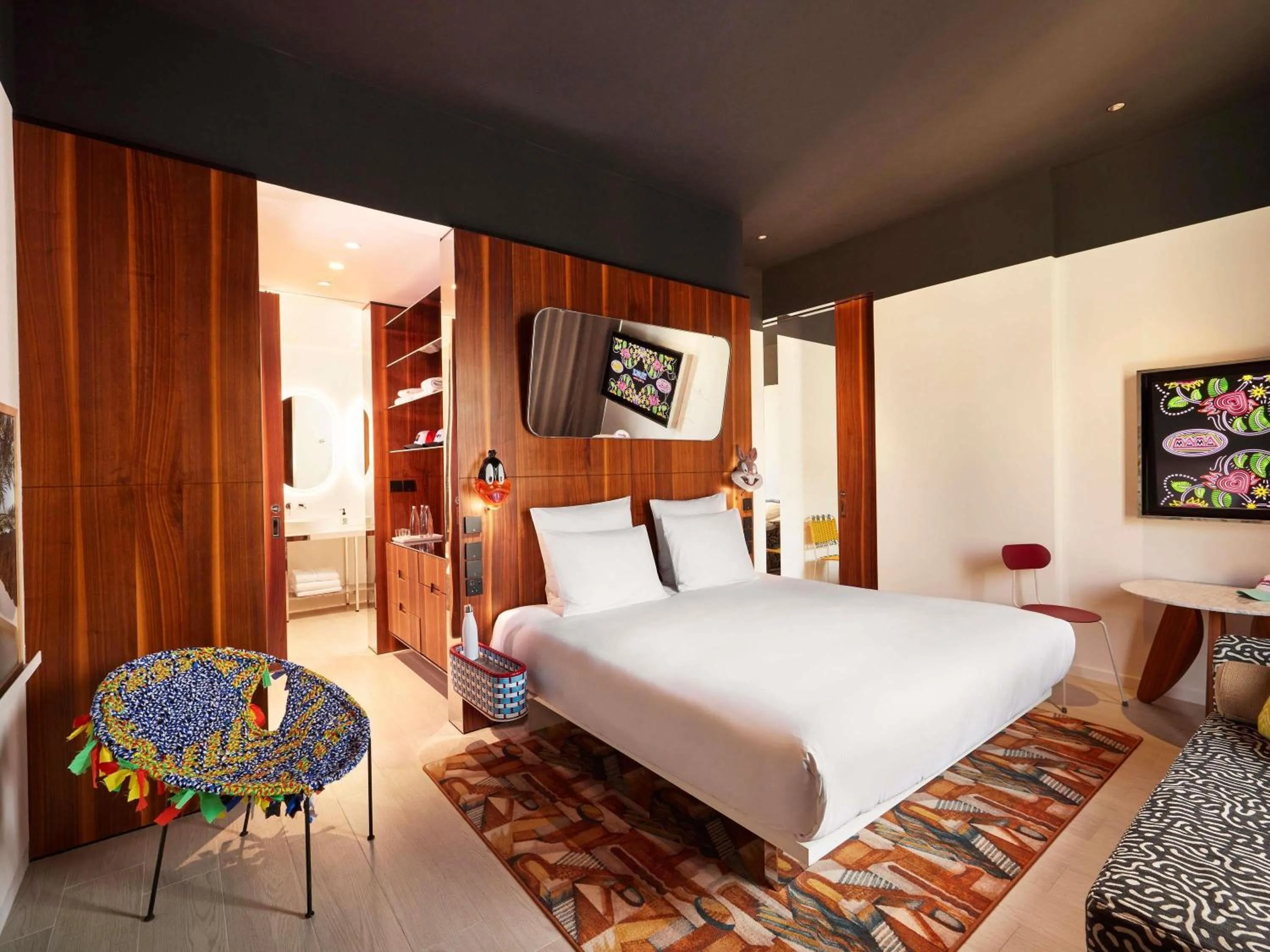 Bedroom, Bed in Mama Shelter Dubai