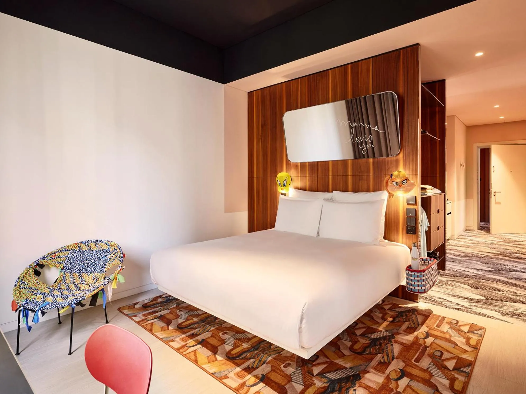 Bedroom, Bed in Mama Shelter Dubai