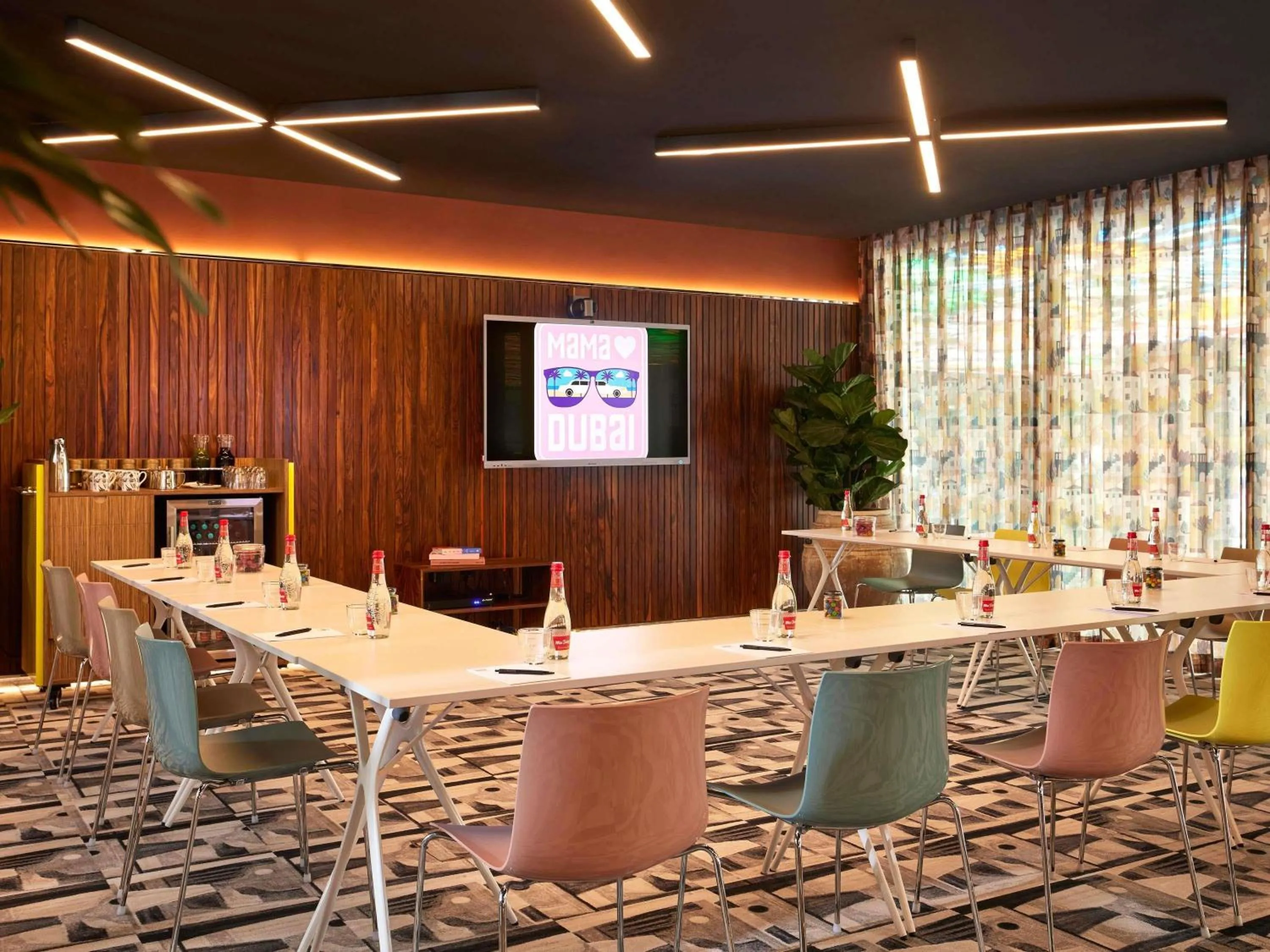 Meeting/conference room in Mama Shelter Dubai