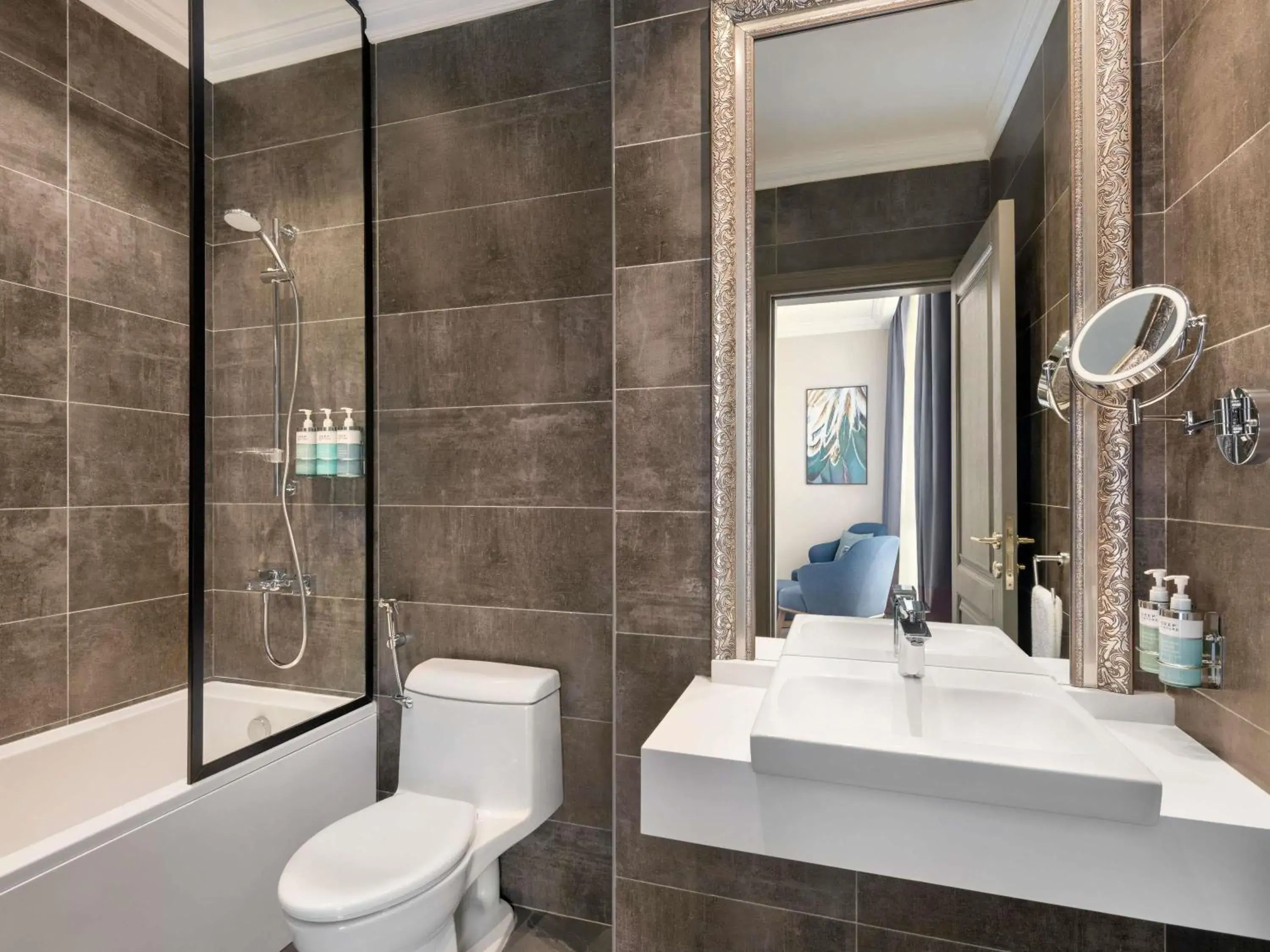 Bedroom in Mercure Riyadh Al Anoud Bedroom in Mercure Riyadh Al Anoud