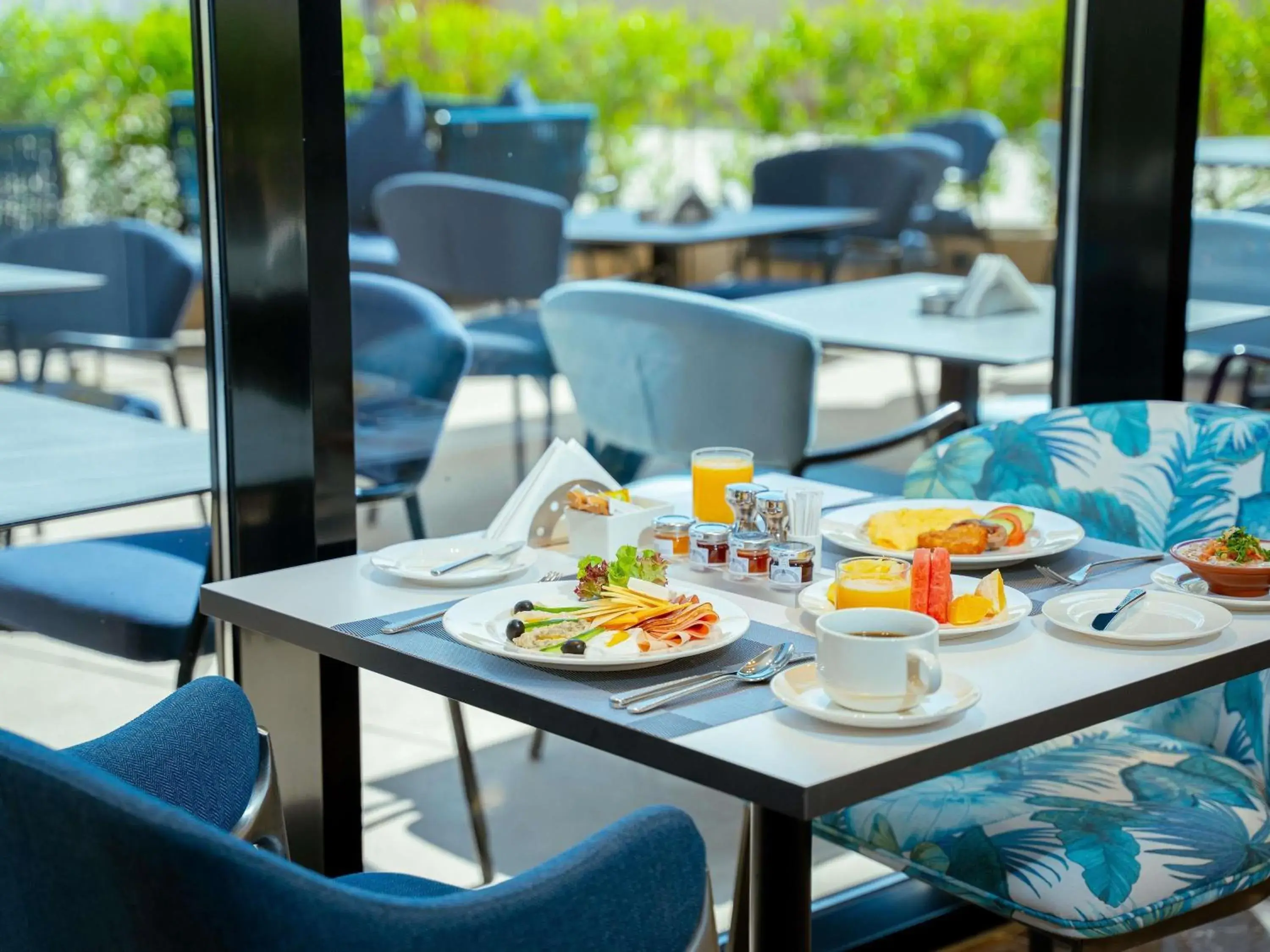 Restaurant/places to eat in Mercure Riyadh Al Anoud Restaurant/places to eat in Mercure Riyadh Al Anoud