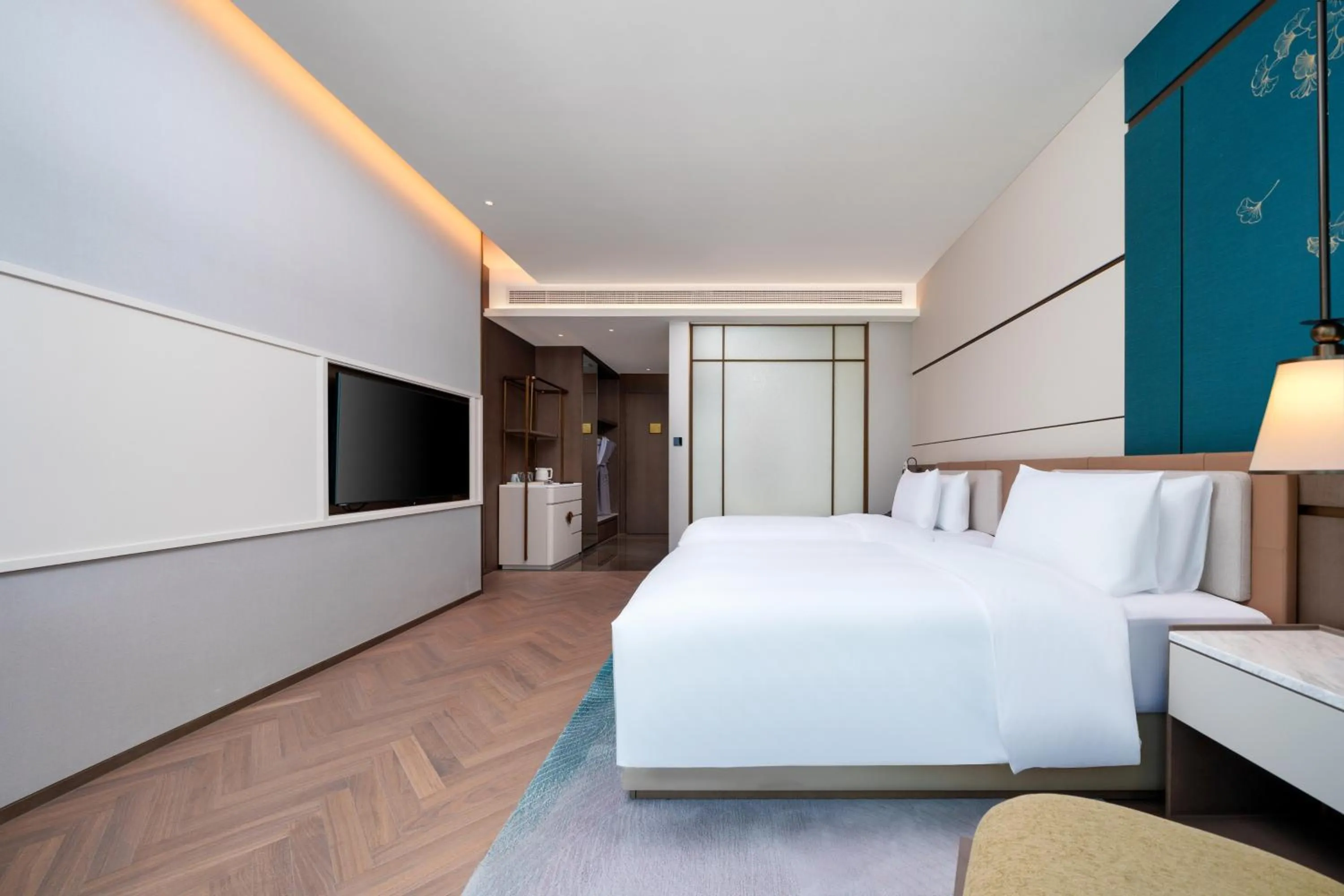 Bed in Grand Mercure Hangzhou Qingshan Lake