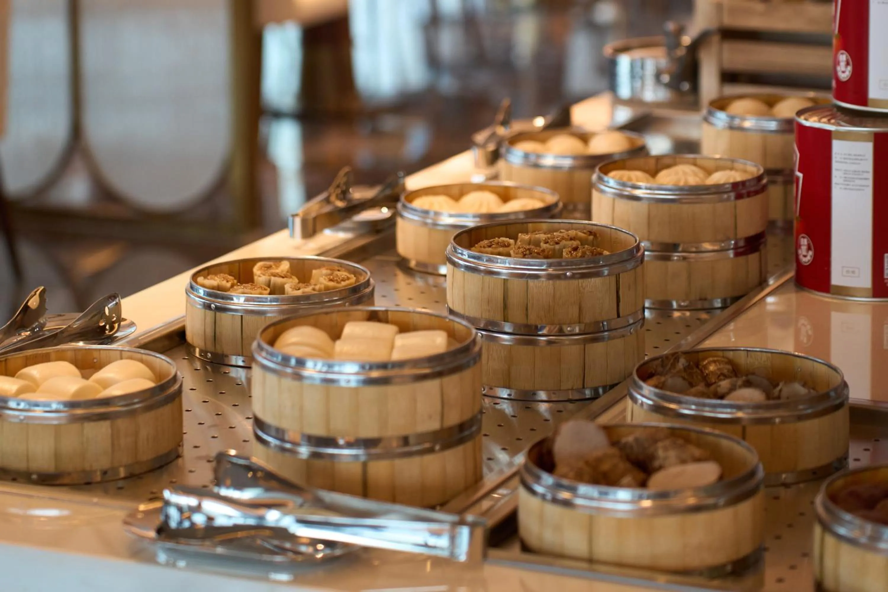 Breakfast in Grand Mercure Hangzhou Qingshan Lake