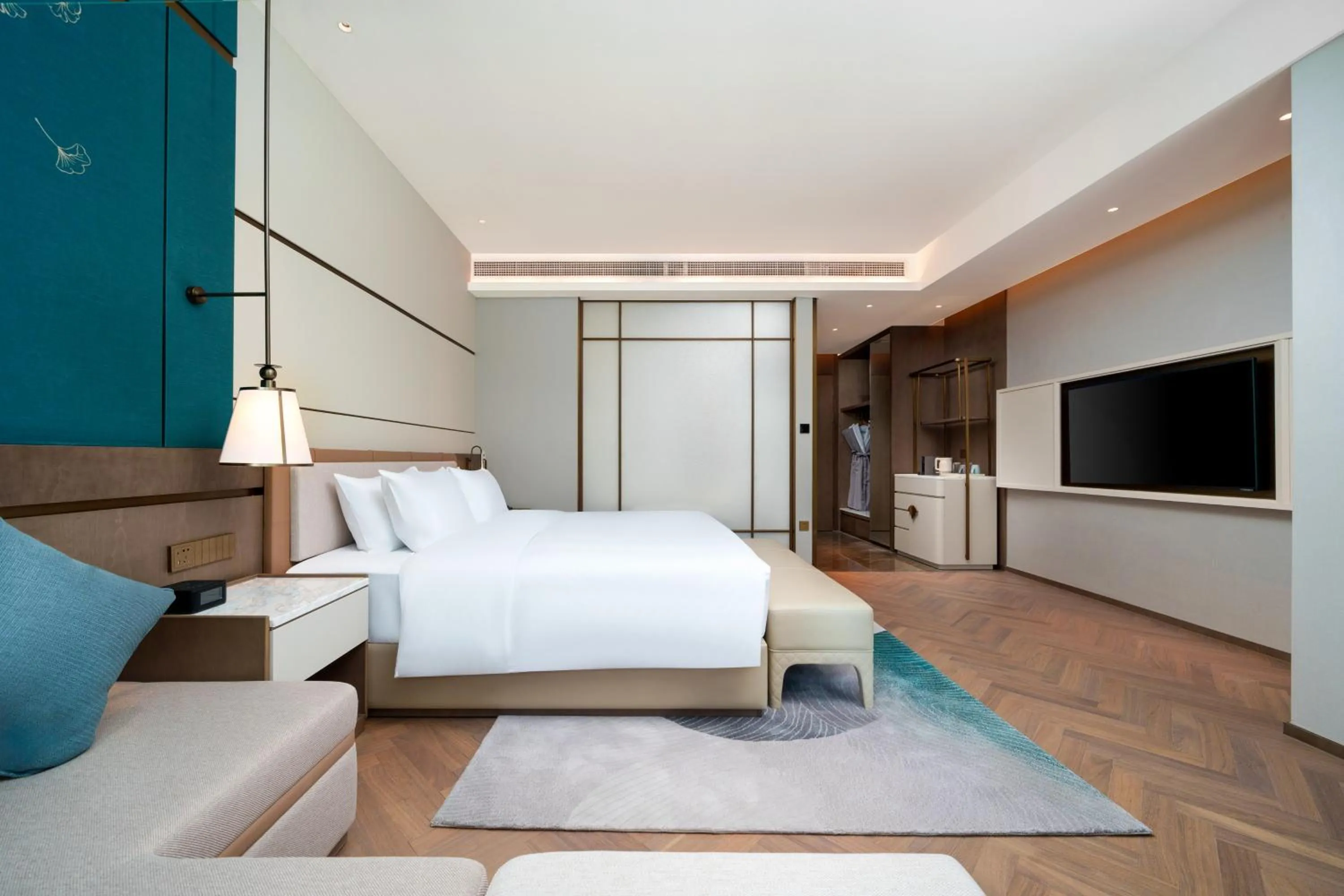 Bedroom, Bed in Grand Mercure Hangzhou Qingshan Lake