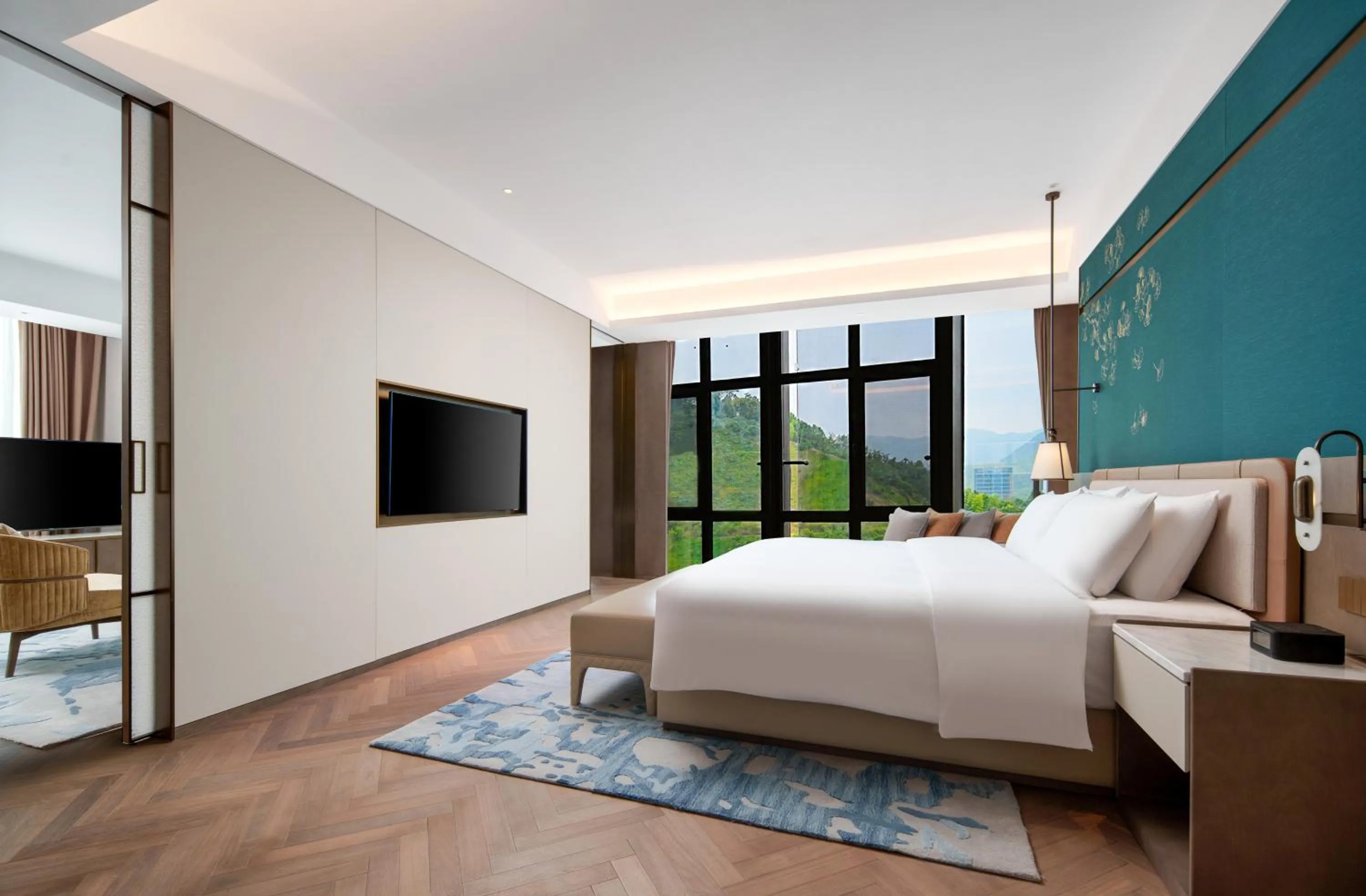 Bed in Grand Mercure Hangzhou Qingshan Lake