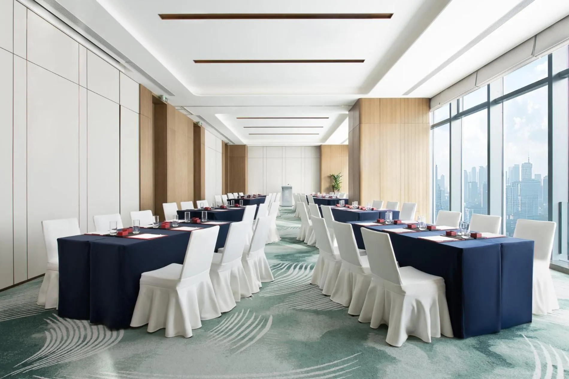 Meeting/conference room in Fashion Town Hotel Shenzhen MGallery Collection