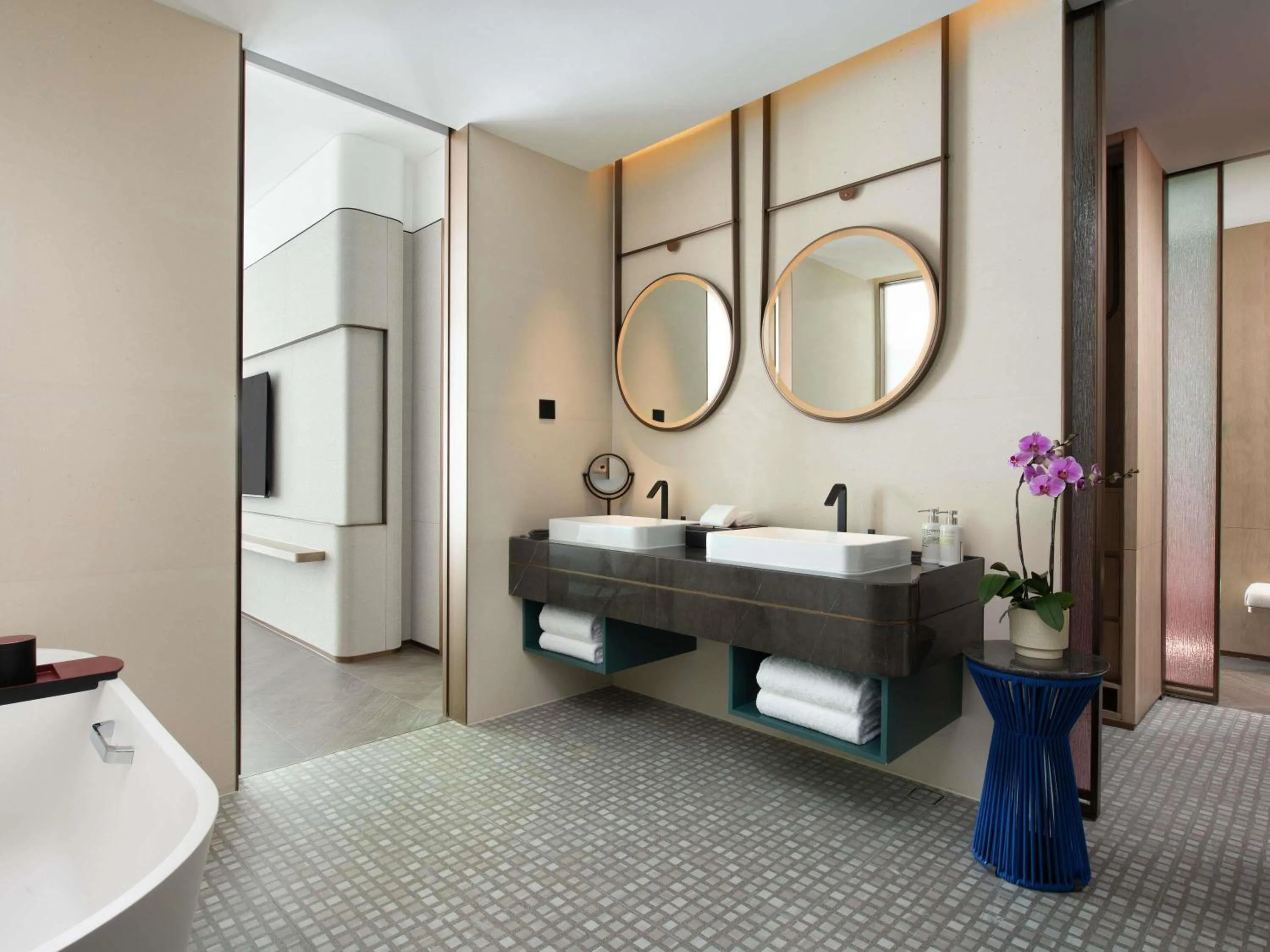 Bedroom in Fashion Town Hotel Shenzhen MGallery Collection