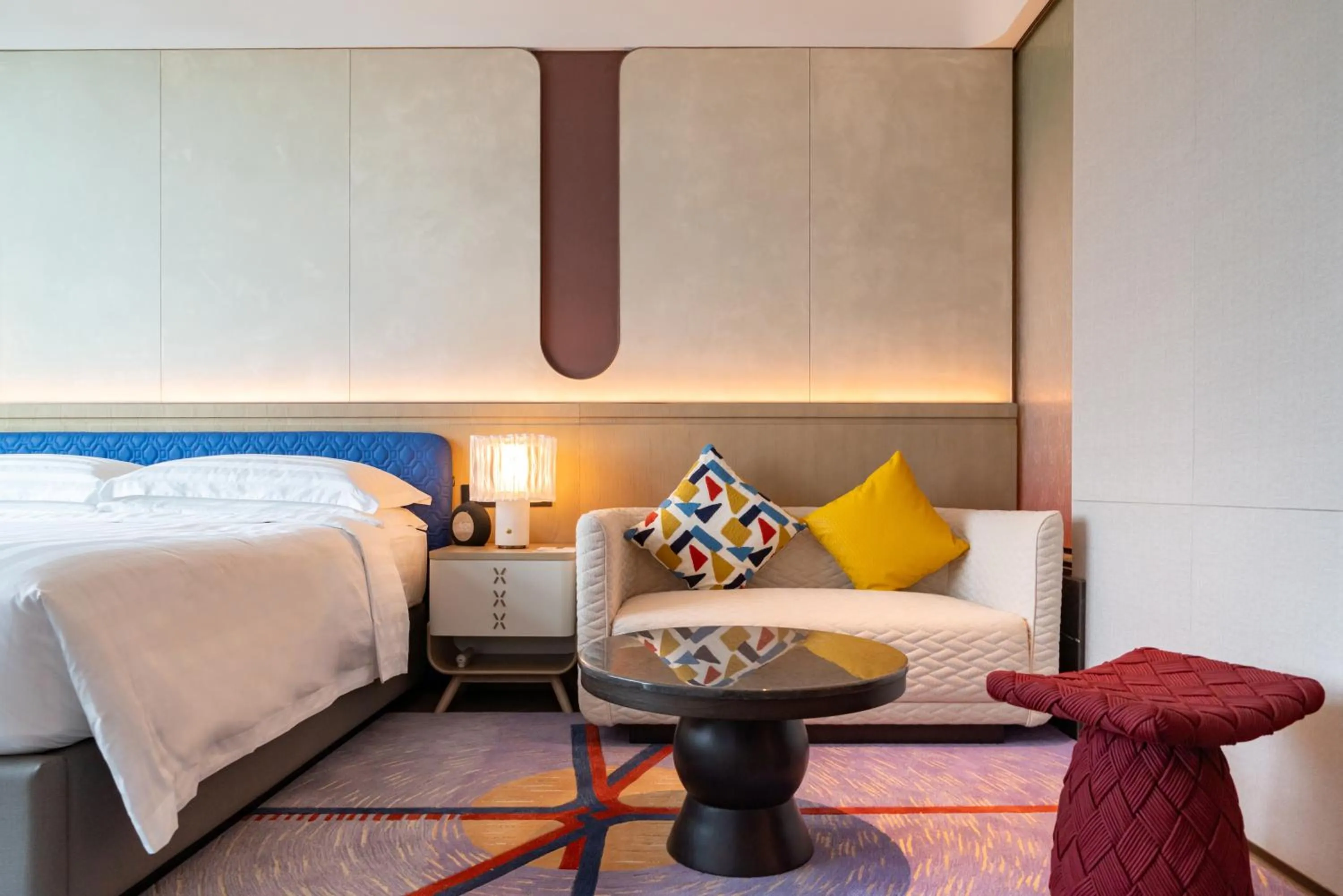 Decorative detail, Bed in Fashion Town Hotel Shenzhen MGallery Collection