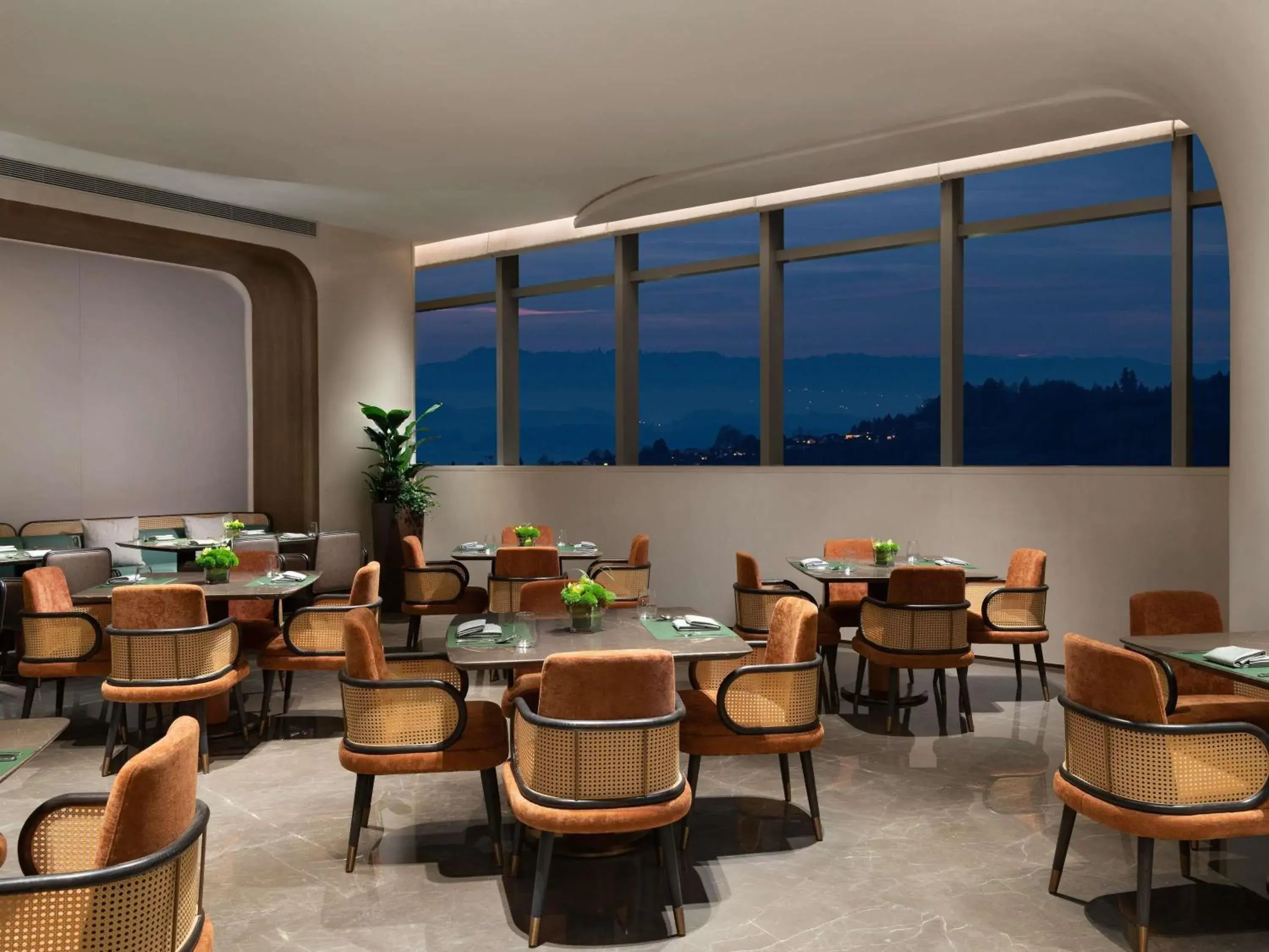 Restaurant/places to eat in Fashion Town Hotel Shenzhen MGallery Collection Restaurant/places to eat in Fashion Town Hotel Shenzhen MGallery Collection