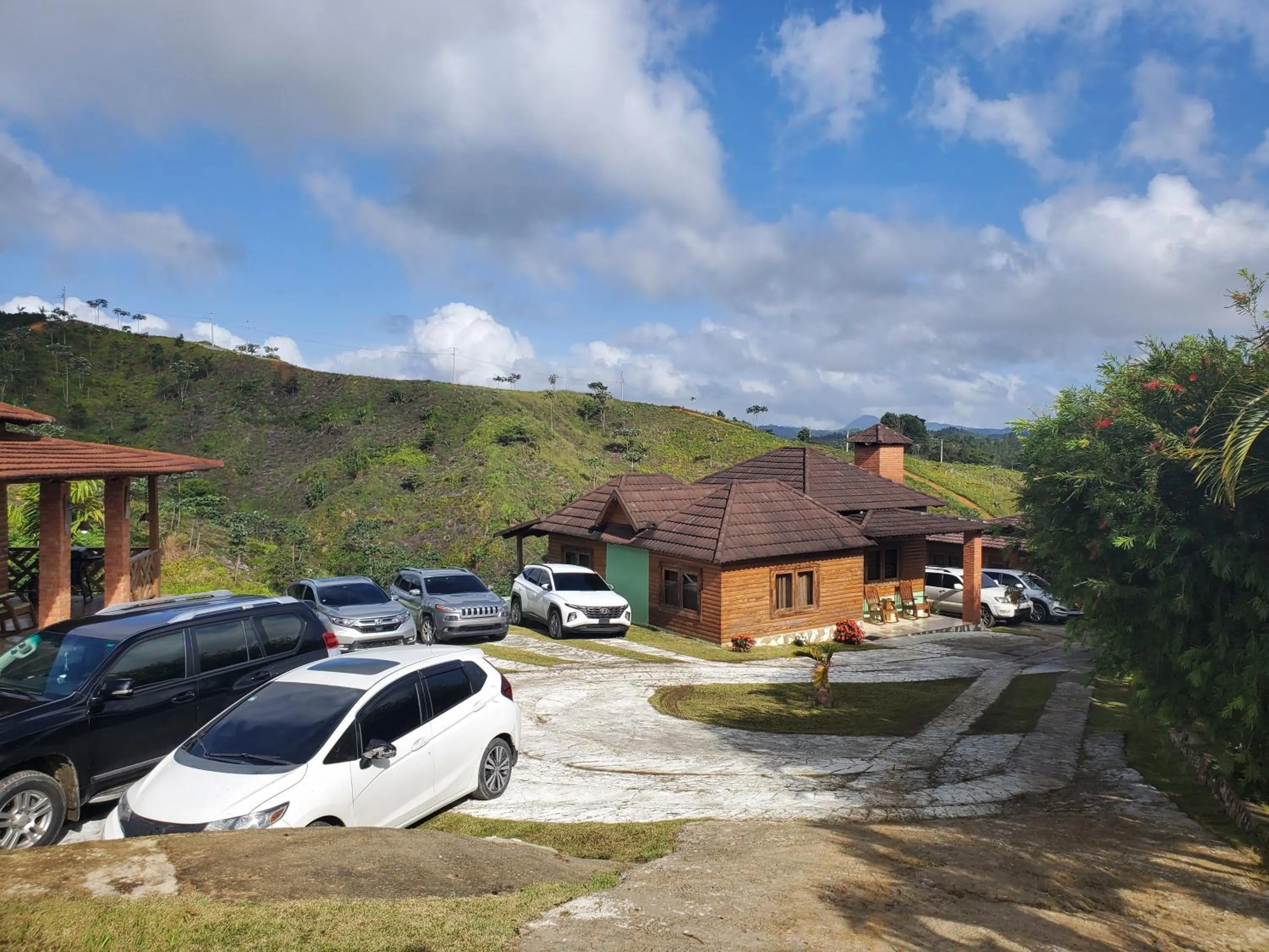 Parking in Villas Las Neblinas