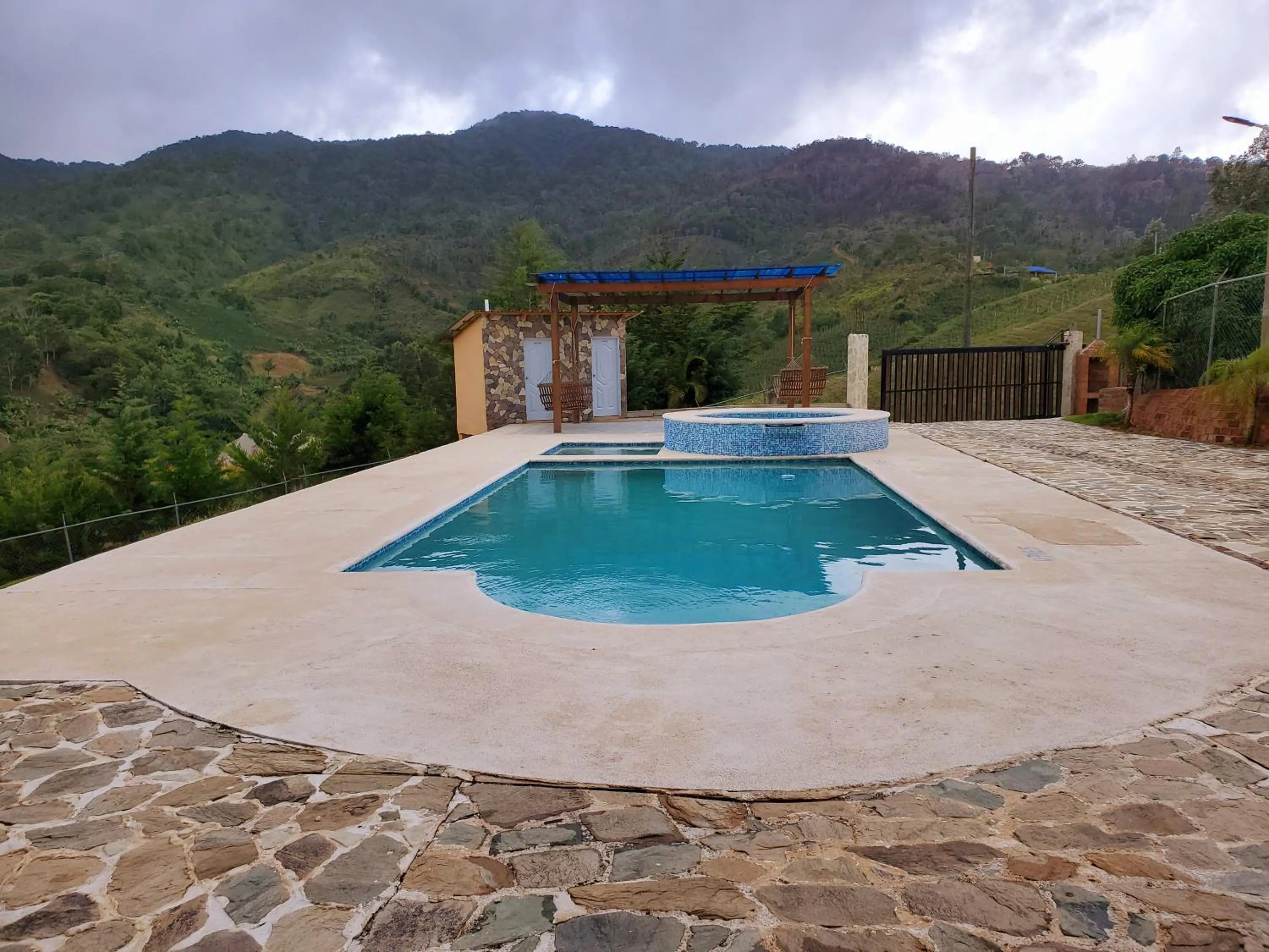 Mountain view in Villas Las Neblinas