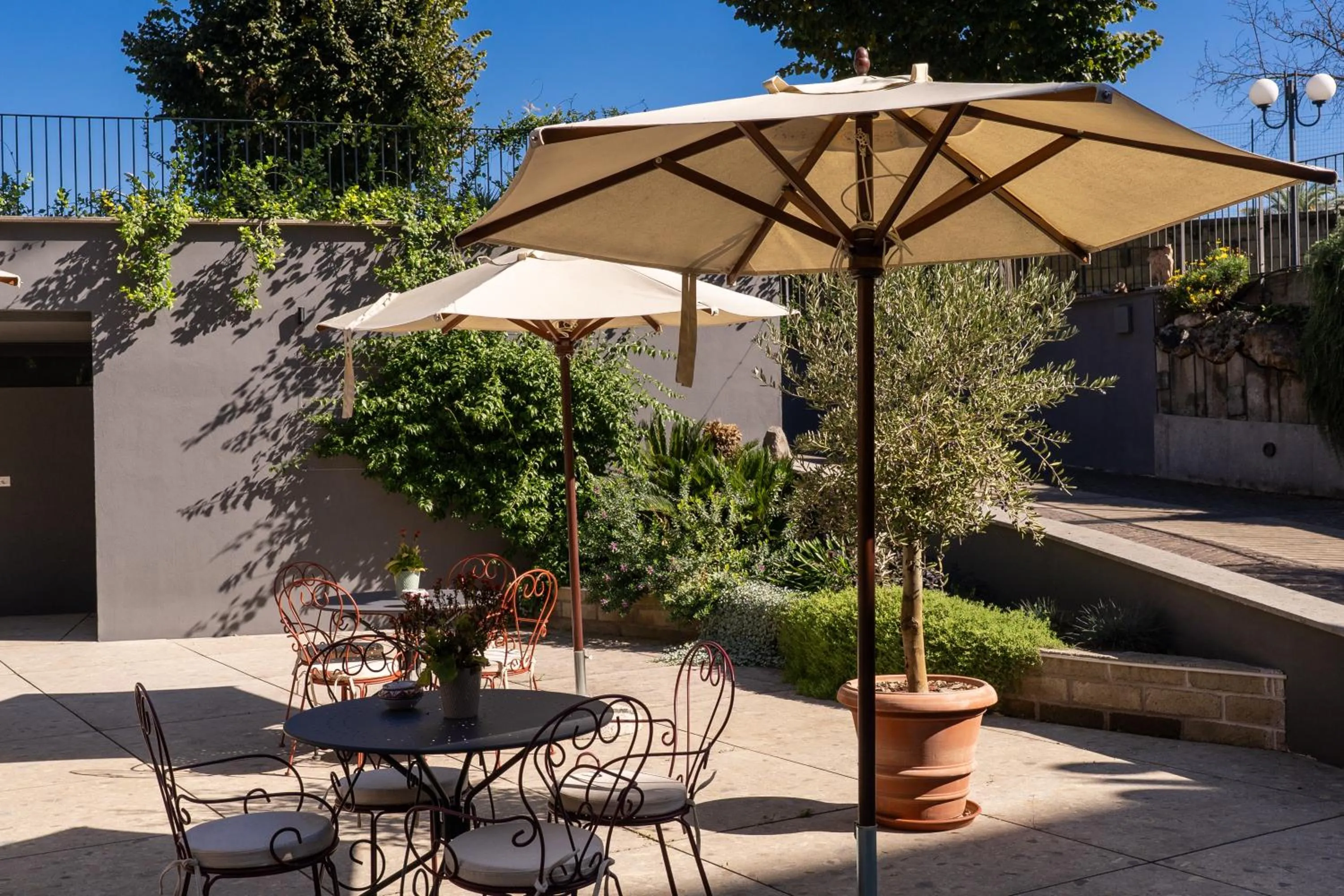 Garden in Adoro Hotel