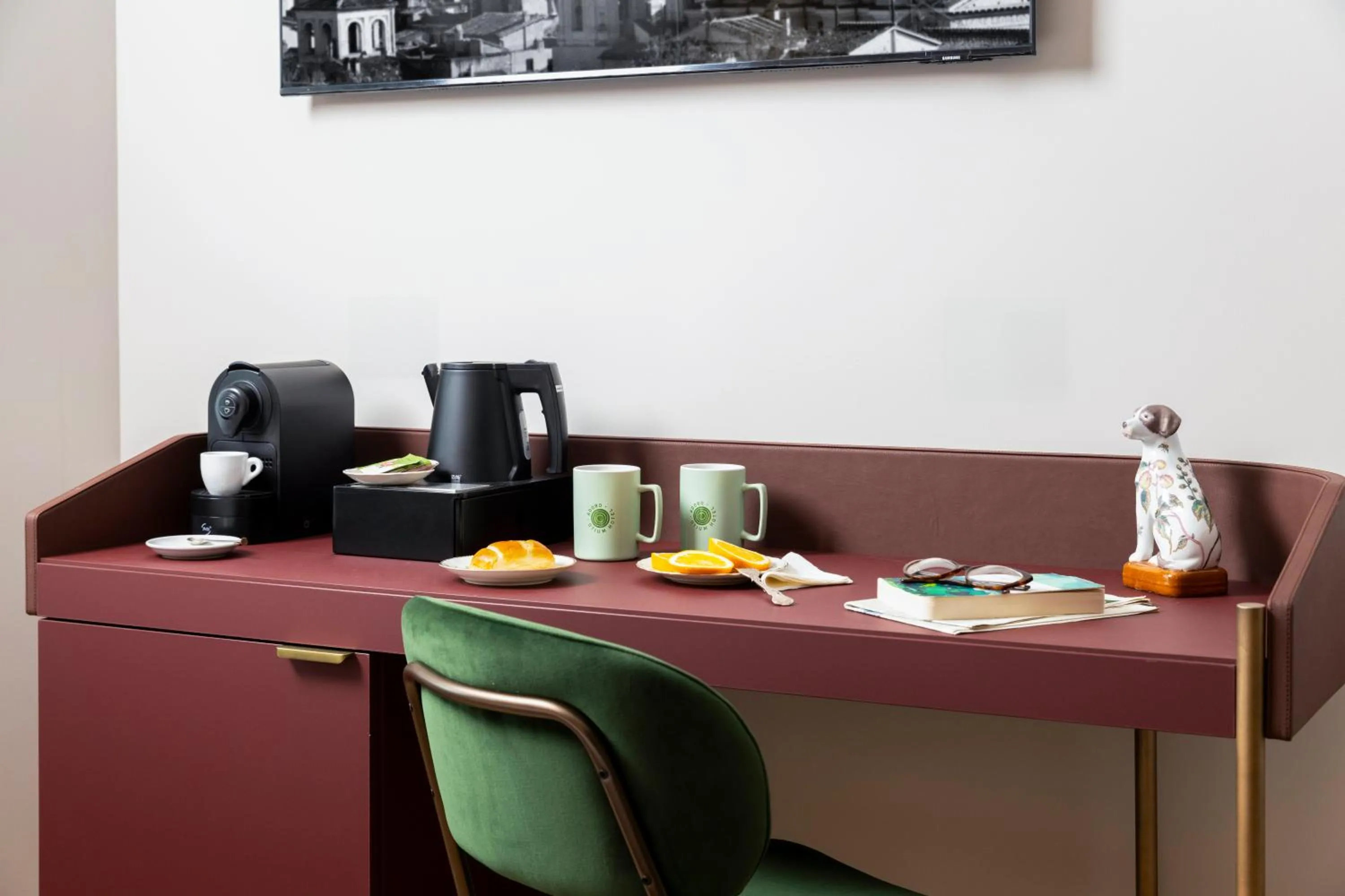 Coffee/tea facilities in Adoro Hotel