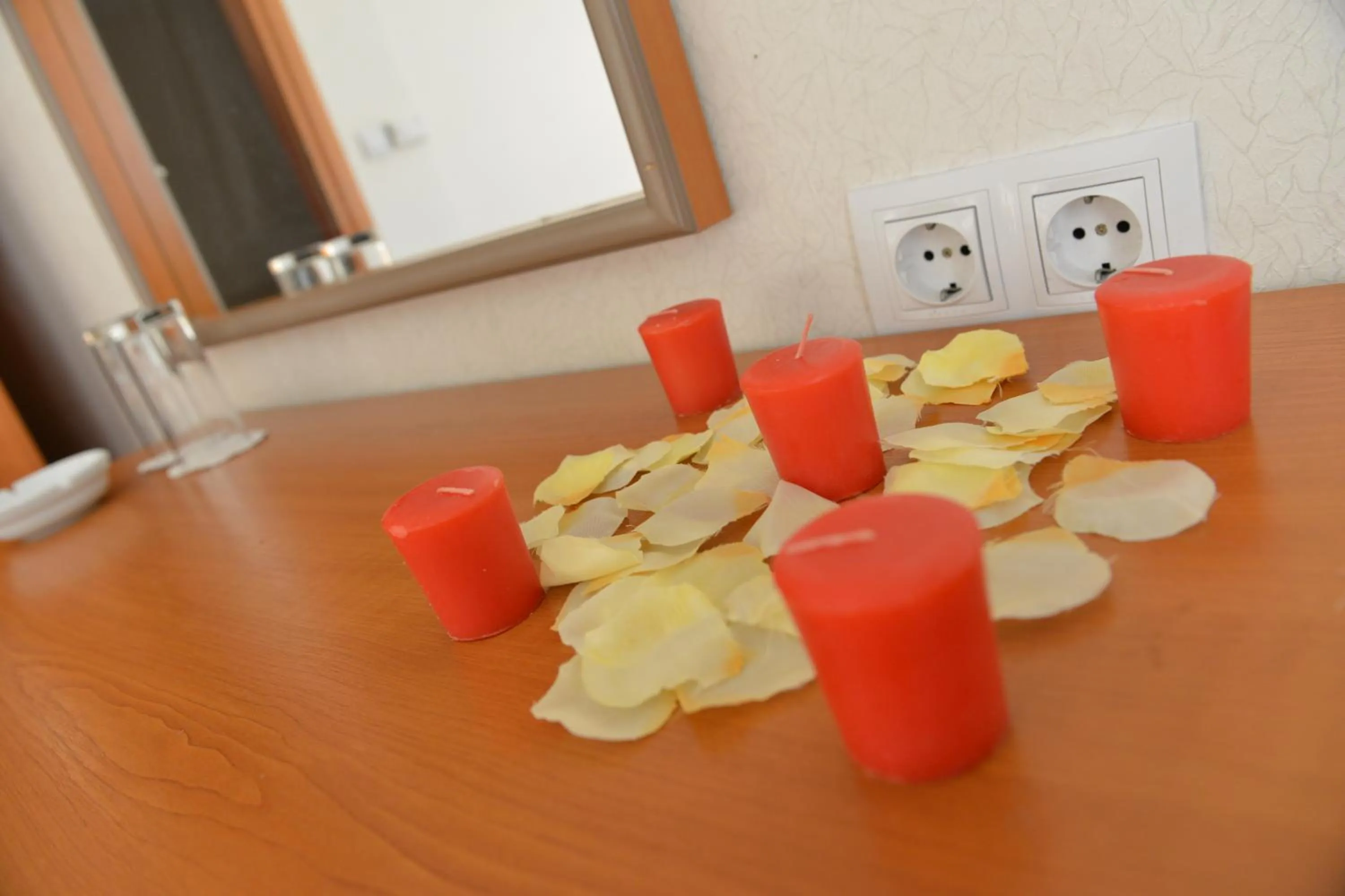 People in Hotel Bellevue