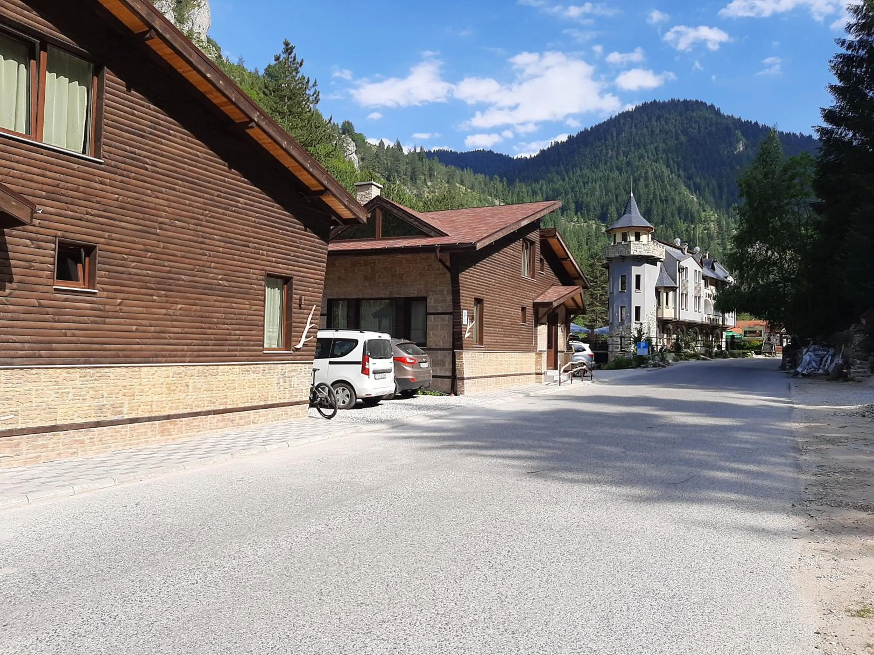 Property building in Horlog Castle