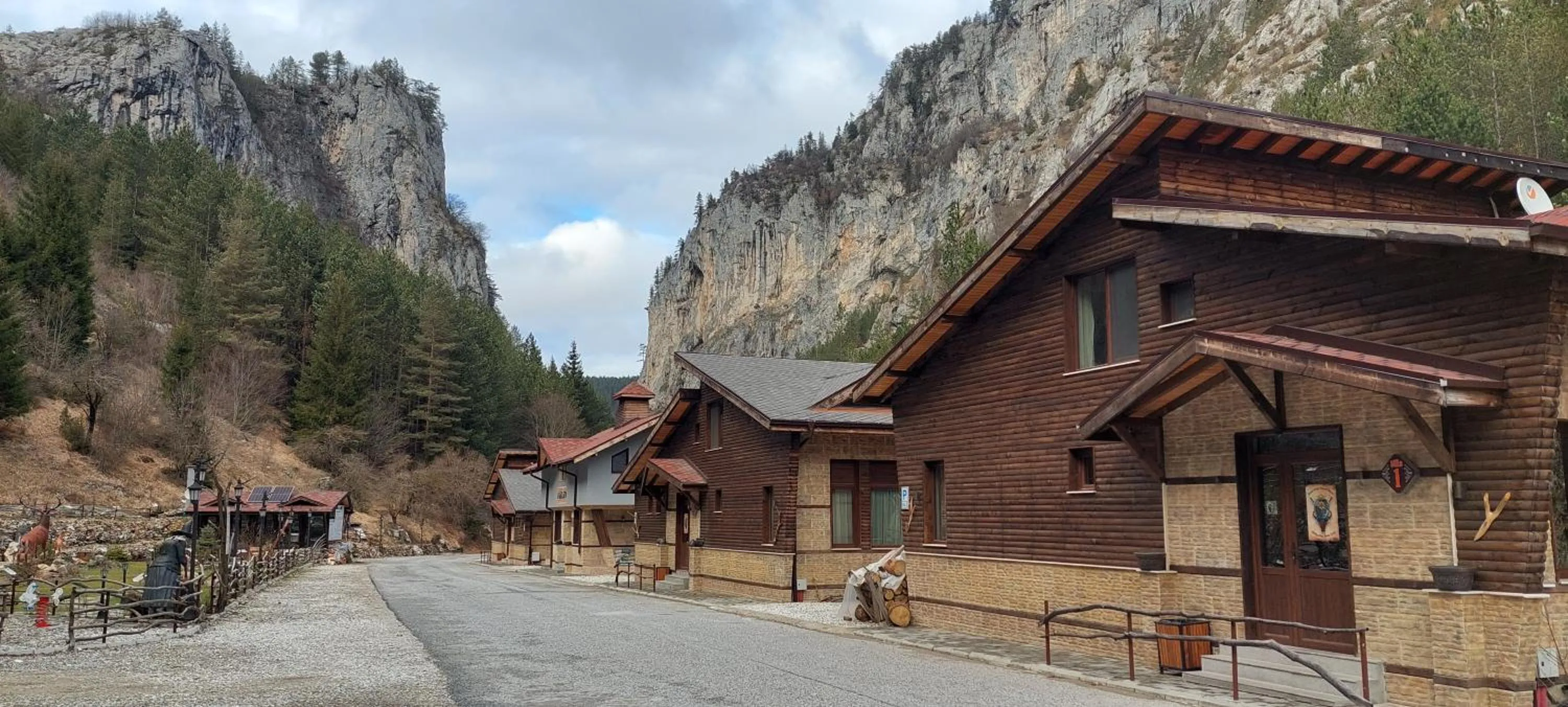 Property building in Horlog Castle