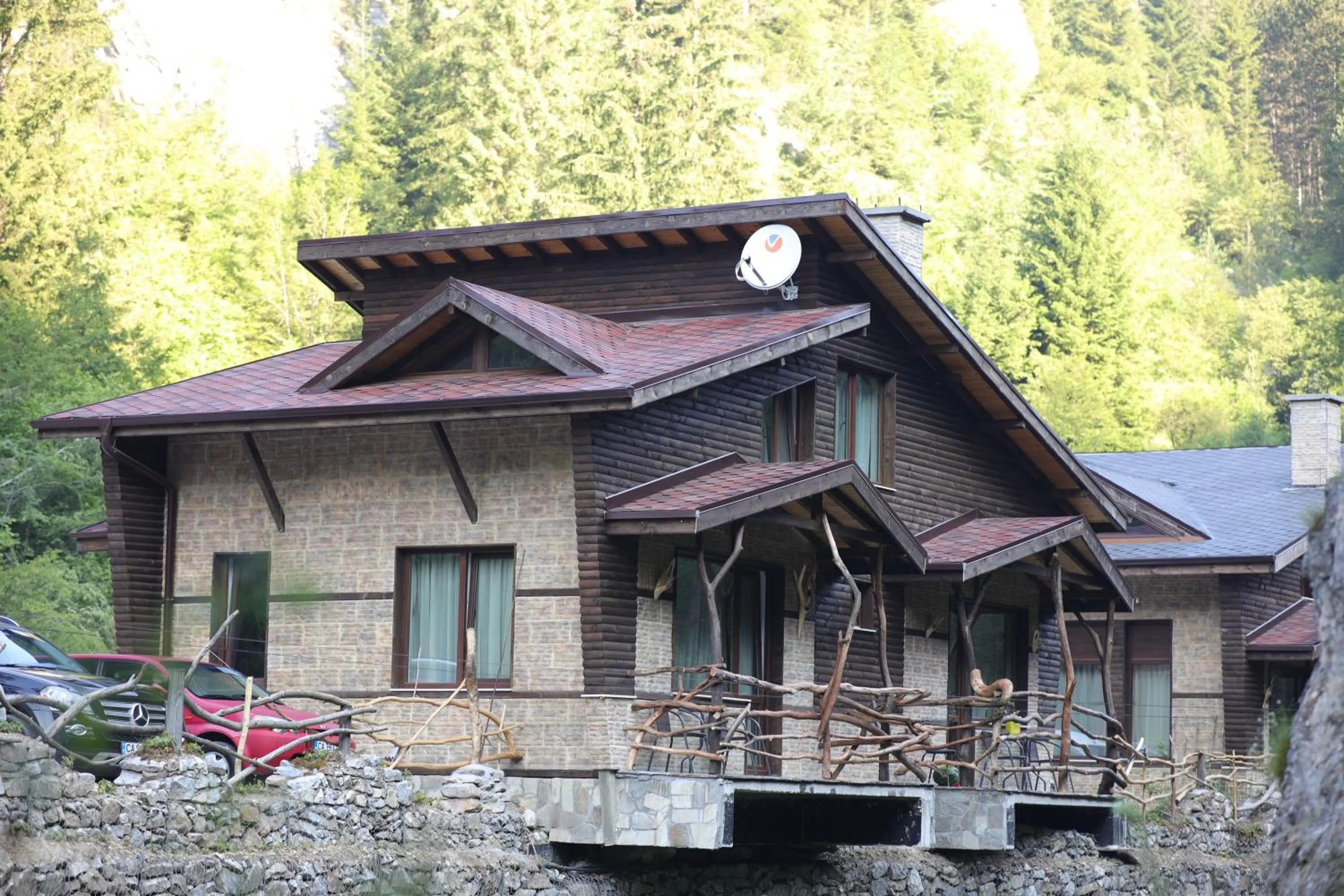 Property building in Horlog Castle
