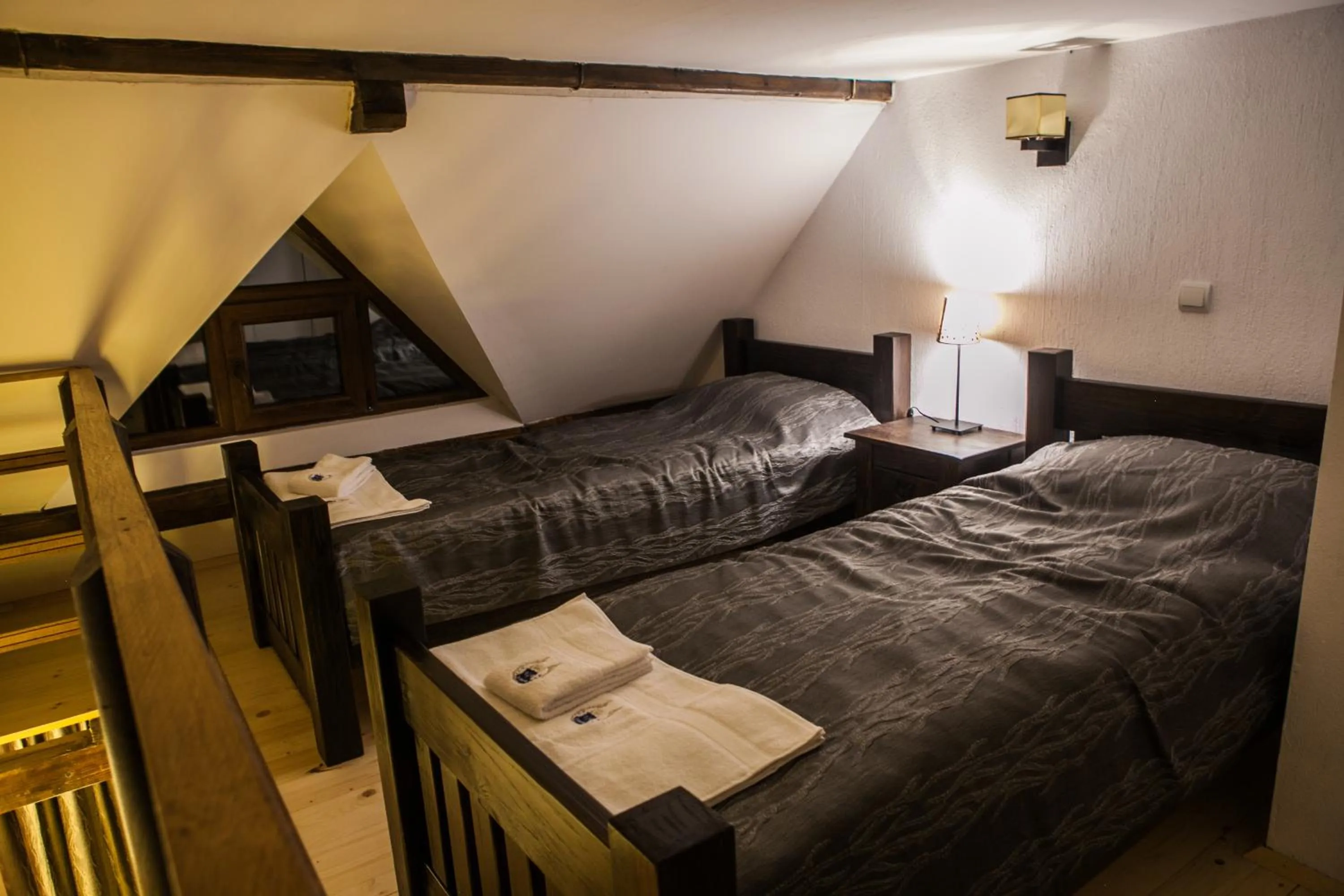 Photo of the whole room, Bed in Horlog Castle