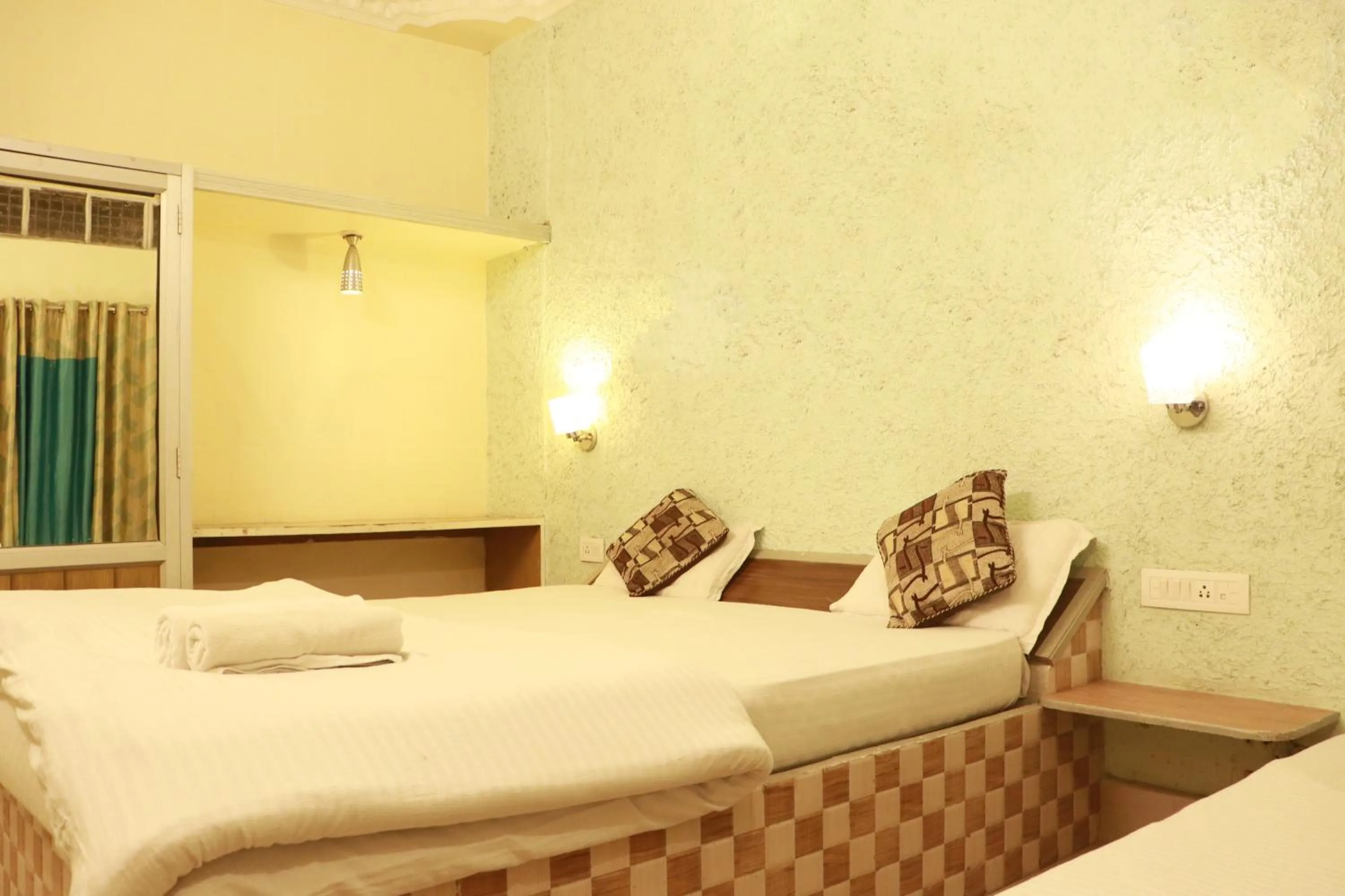 Bedroom, Bed in Shiv Shakti Hostel