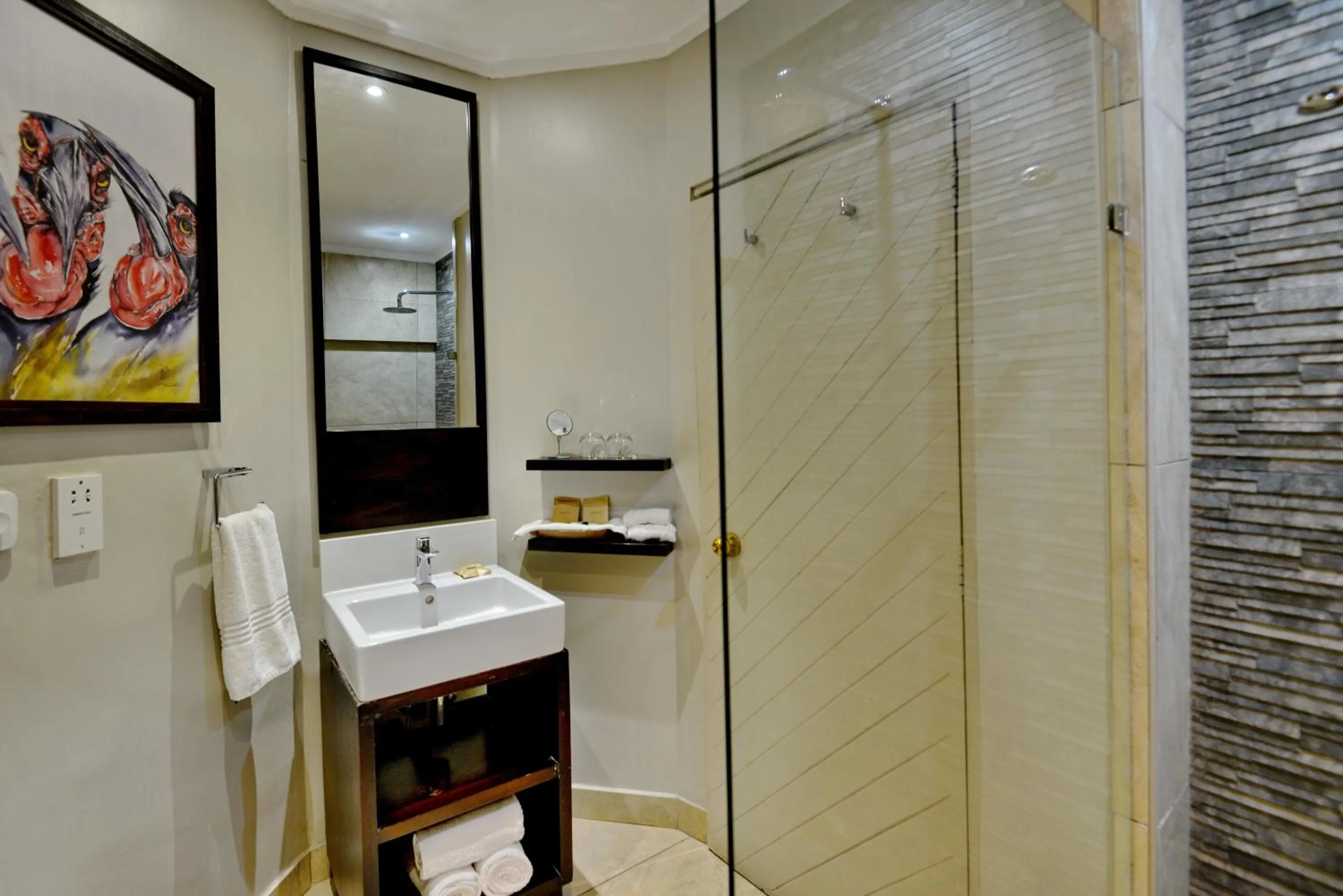 Bathroom in Victoria Falls Safari Lodge