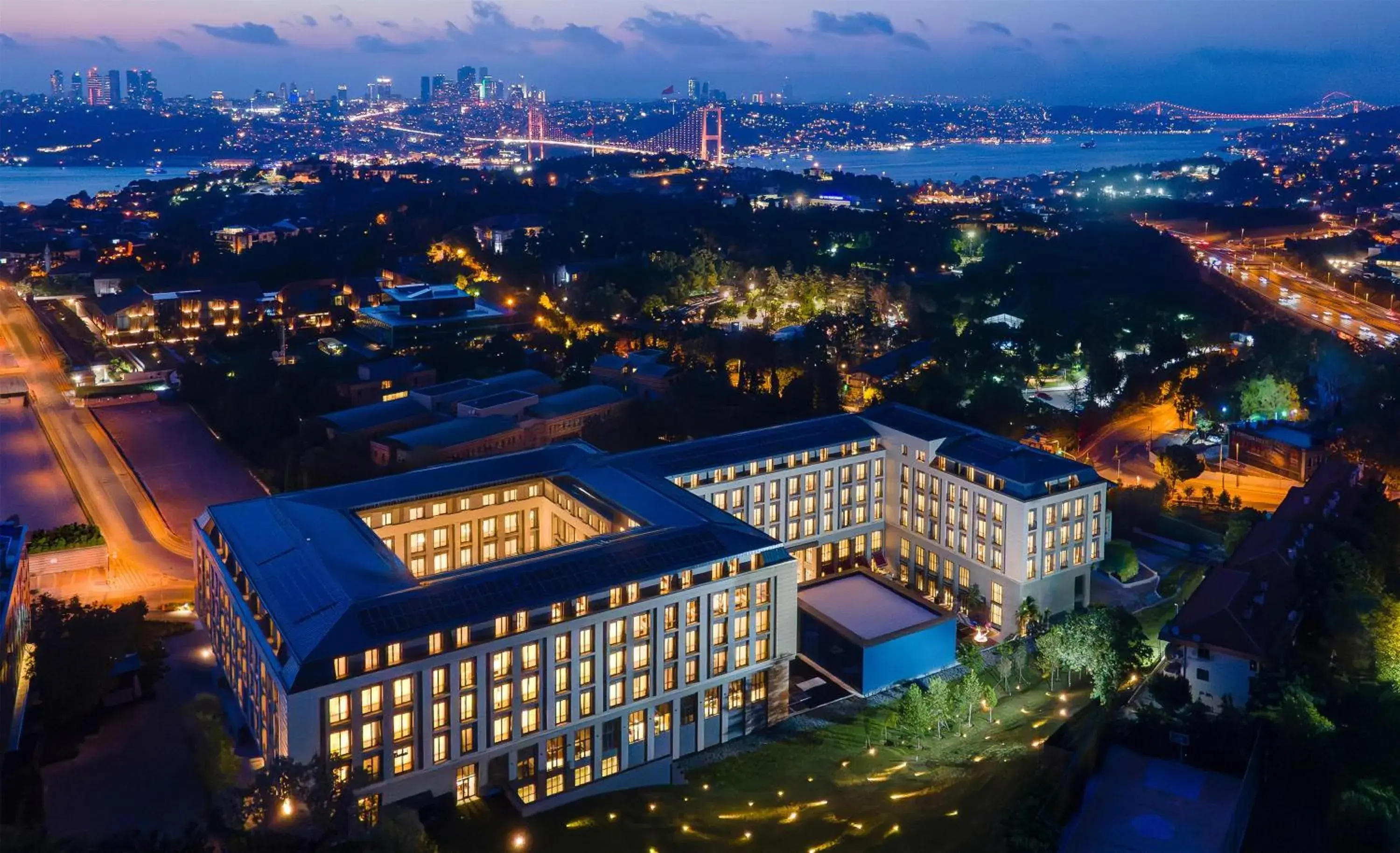 Property building in Altunizade Suites Istanbul, Curio Collection By Hilton Property building in Altunizade Suites Istanbul, Curio Collection By Hilton