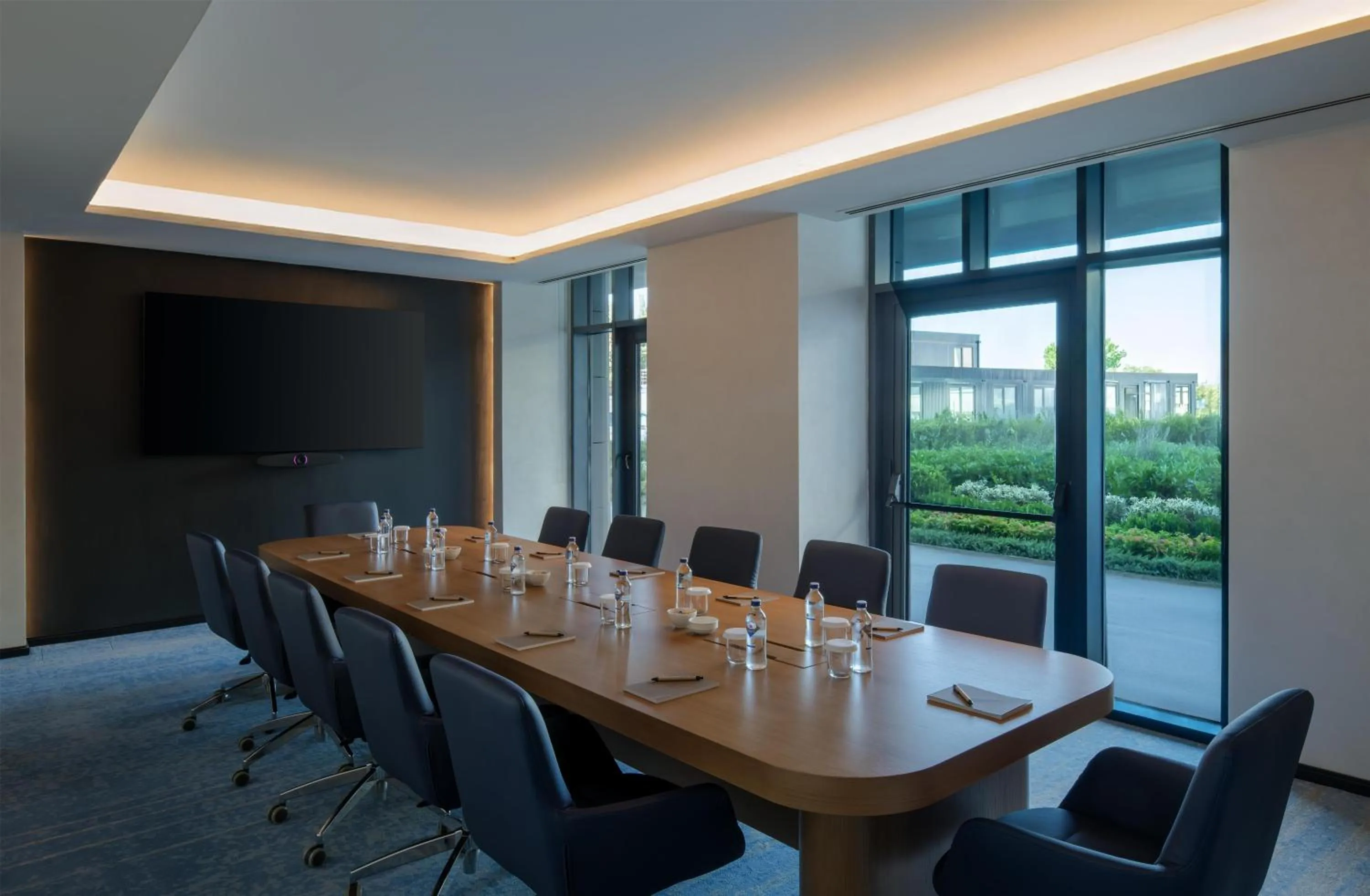 Meeting/conference room in Altunizade Suites Istanbul, Curio Collection By Hilton
