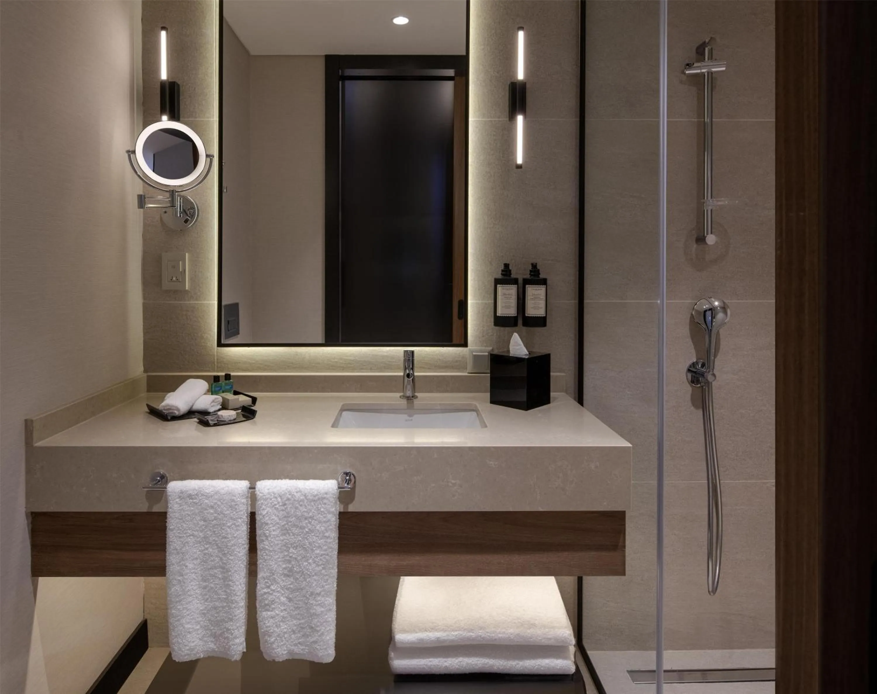 Bathroom in Altunizade Suites Istanbul, Curio Collection By Hilton