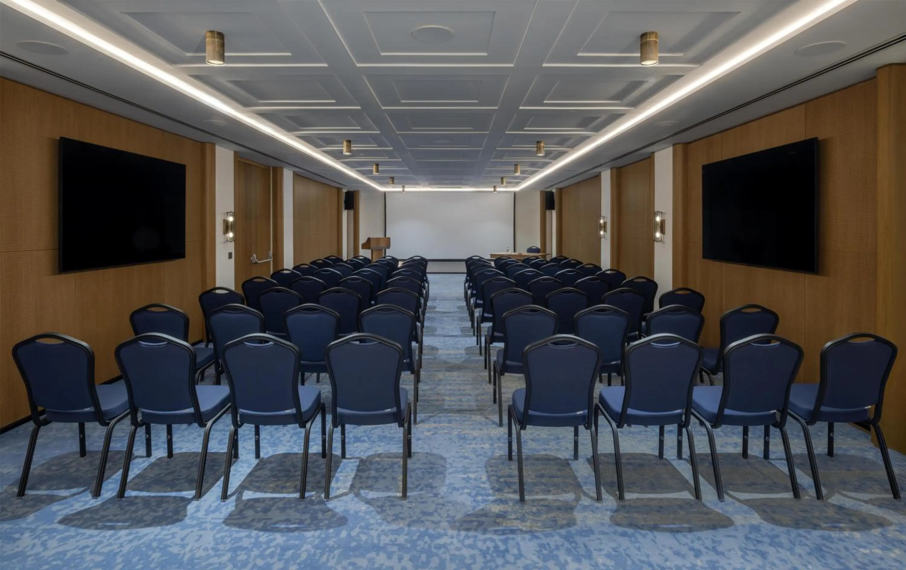 Meeting/conference room in Altunizade Suites Istanbul, Curio Collection By Hilton